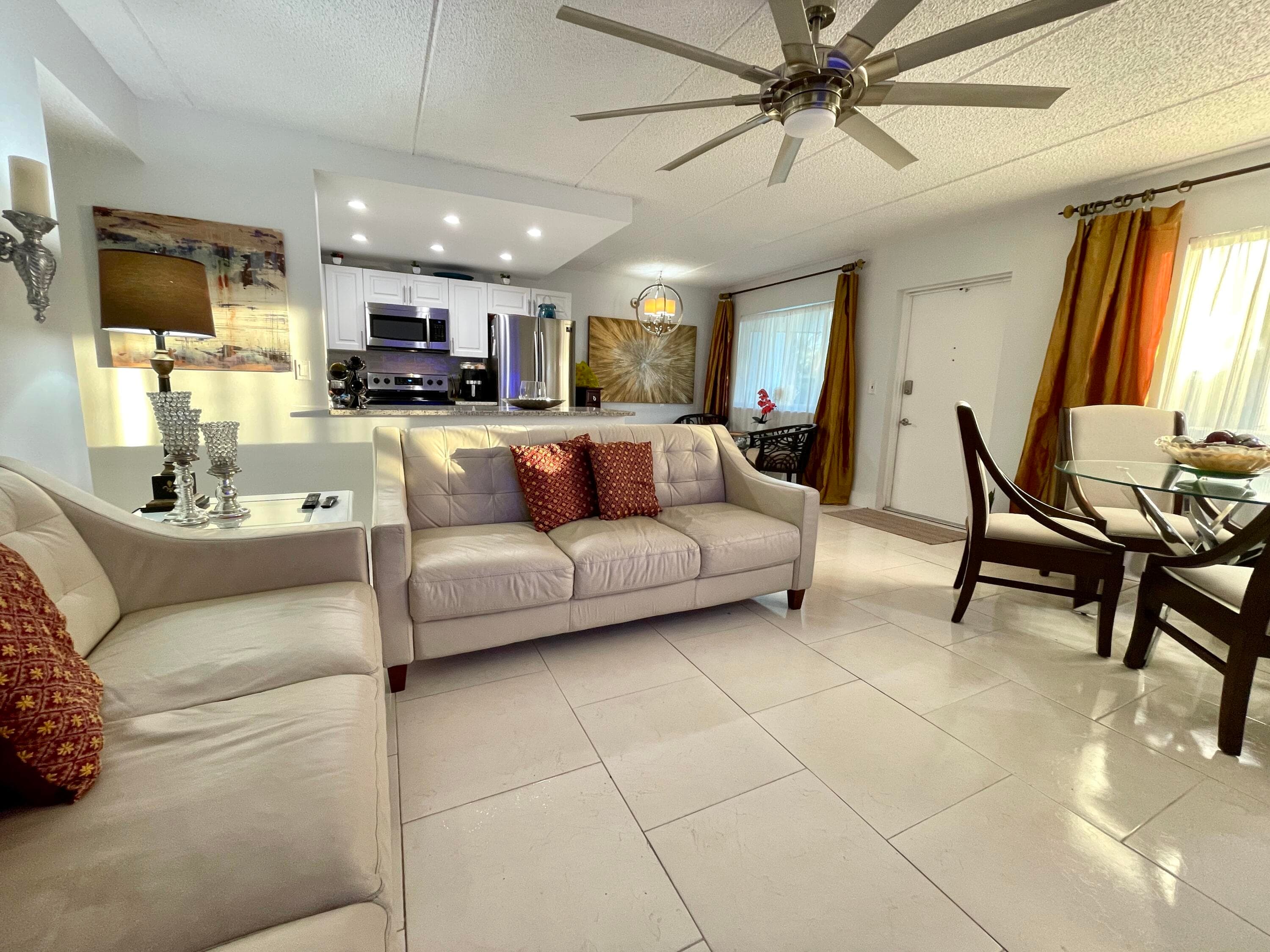 3200 Springdale Boulevard 107, Palm Springs, FL 33461 — photo 5 of 7