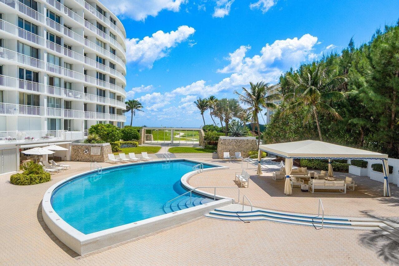 2780 S Ocean Boulevard 805, Palm Beach, FL 33480 — photo 32 of 47