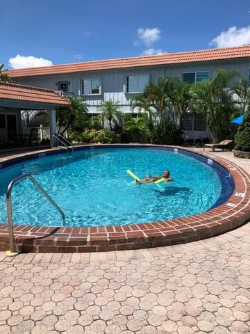 639 W Oakland Park Boulevard 207d, Oakland Park, FL 33311 — photo 25 of 27