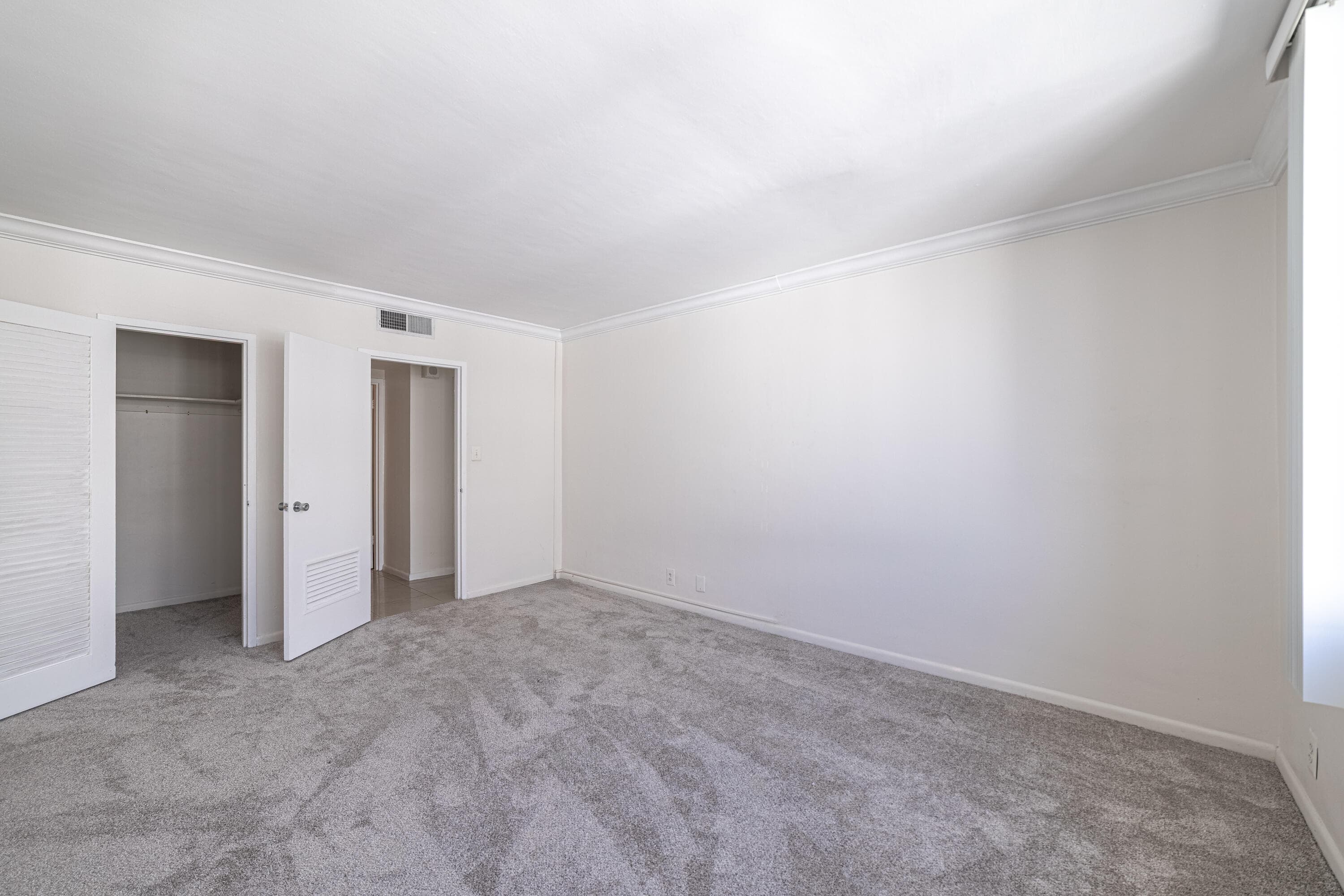 1200 West Avenue 1521, Miami Beach, FL 33139 — photo 18 of 33