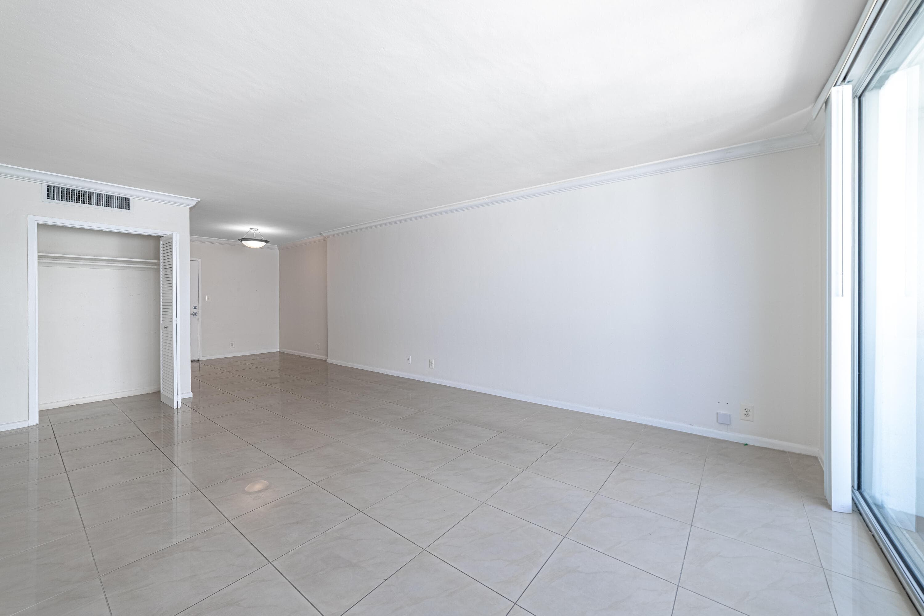1200 West Avenue 1521, Miami Beach, FL 33139 — photo 11 of 33
