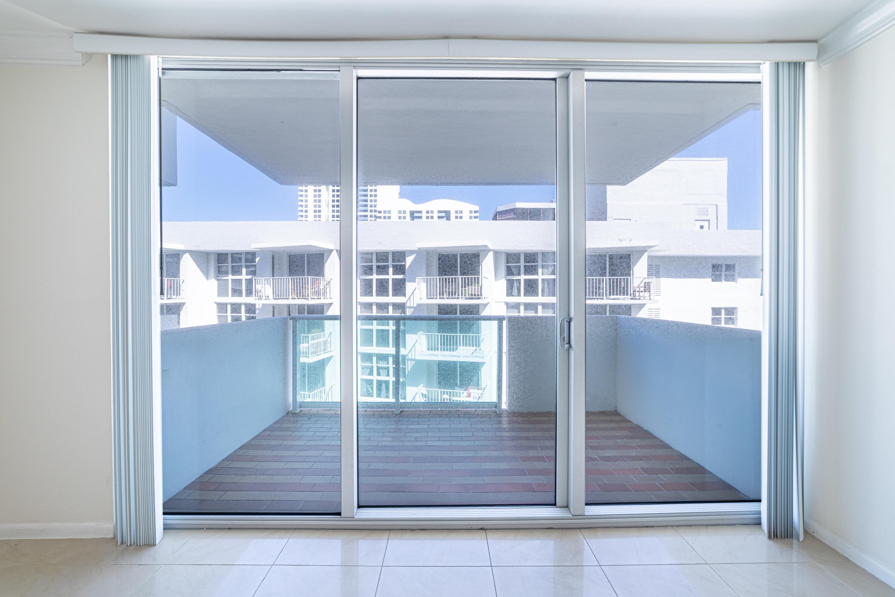 1200 West Avenue 1521, Miami Beach, FL 33139 — photo 15 of 33