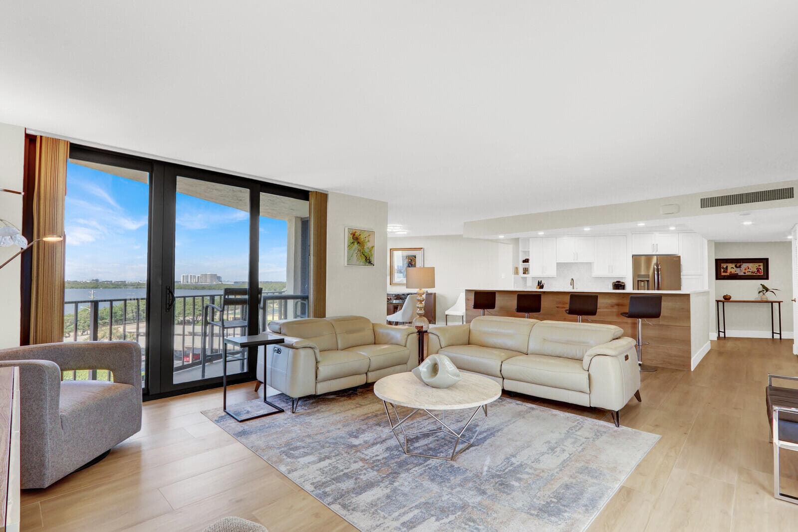 5420 N Ocean Drive 506, Singer Island, FL 33404 — photo 2 of 58