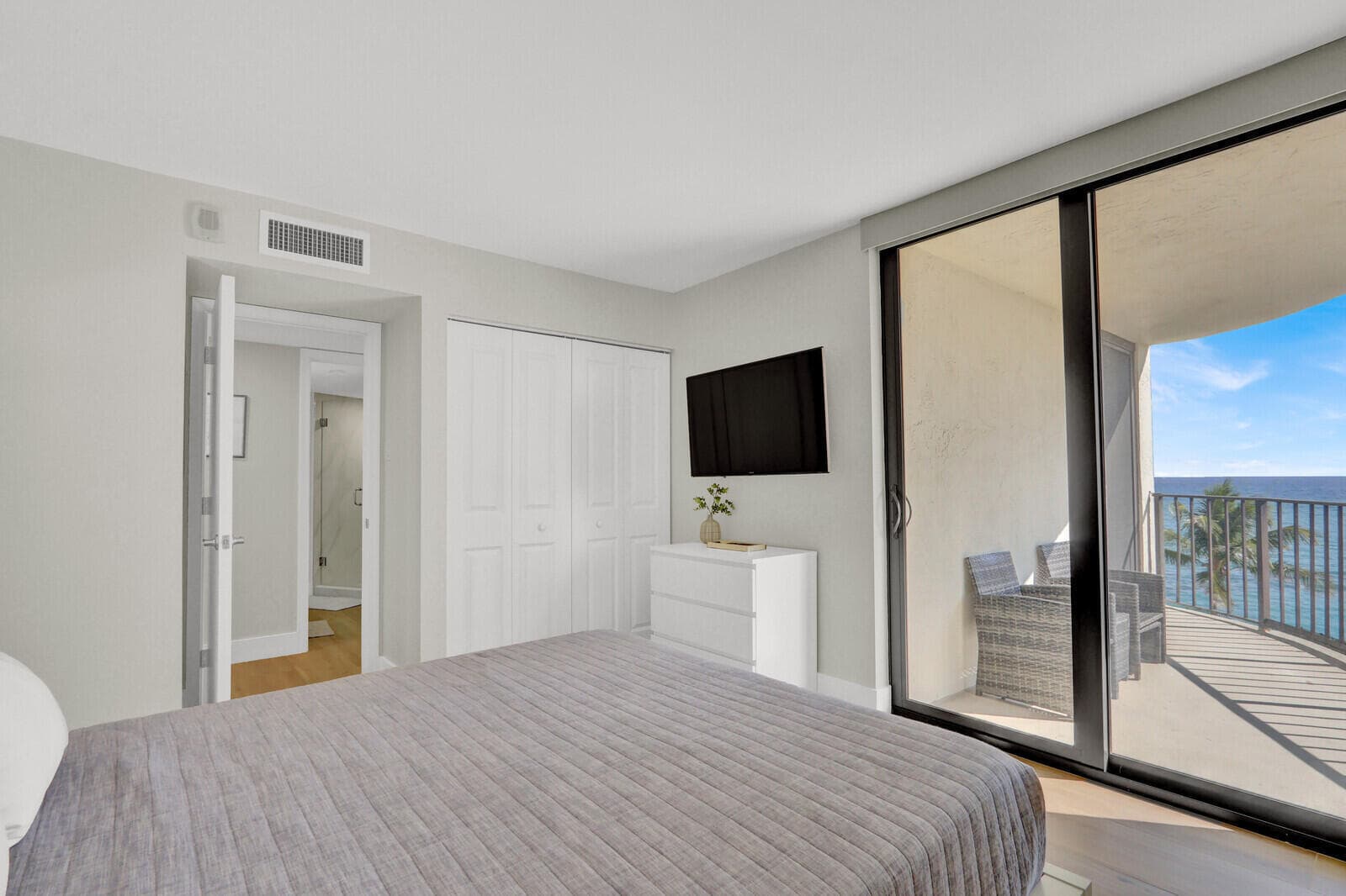 5420 N Ocean Drive 506, Singer Island, FL 33404 — photo 21 of 58