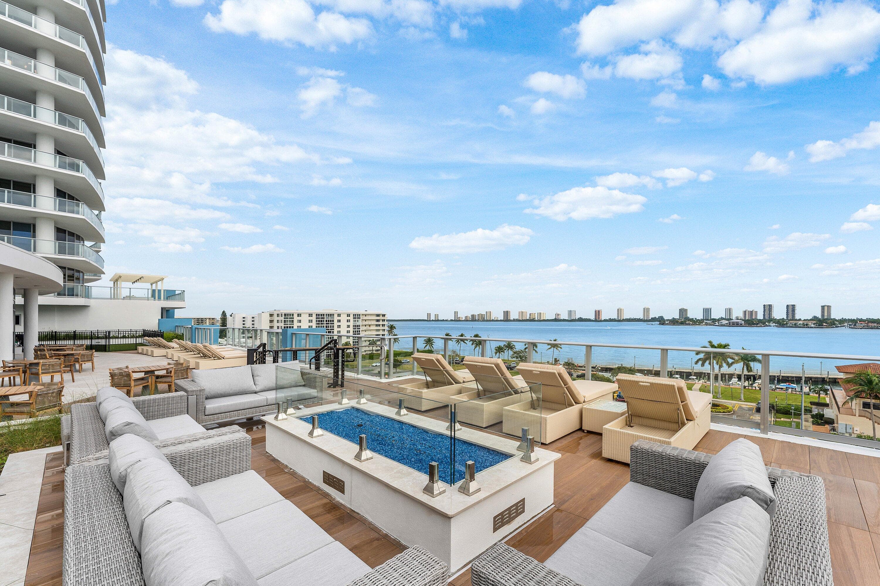 220 Lake Shore Drive 1010, Lake Park, FL 33403 — photo 37 of 46