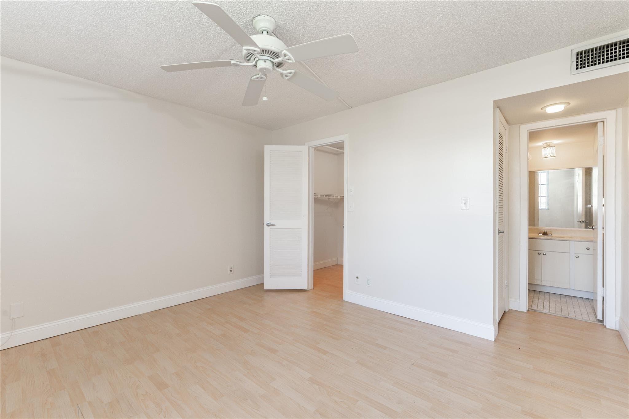 9523 S Hollybrook Lake Drive 107, Pembroke Pines, FL 33025 — photo 9 of 72