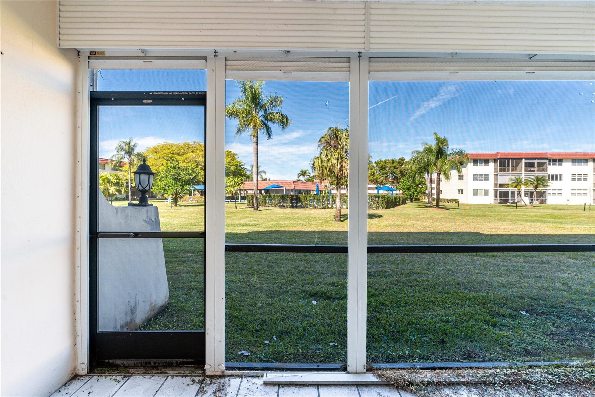 9523 S Hollybrook Lake Drive 107, Pembroke Pines, FL 33025 — photo 16 of 72