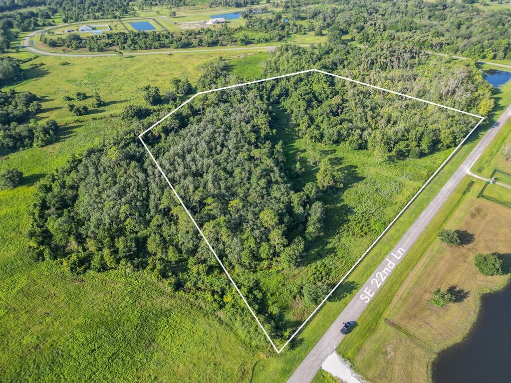 13520 SE 22nd Lane, Okeechobee, FL 34974 — photo 3 of 9