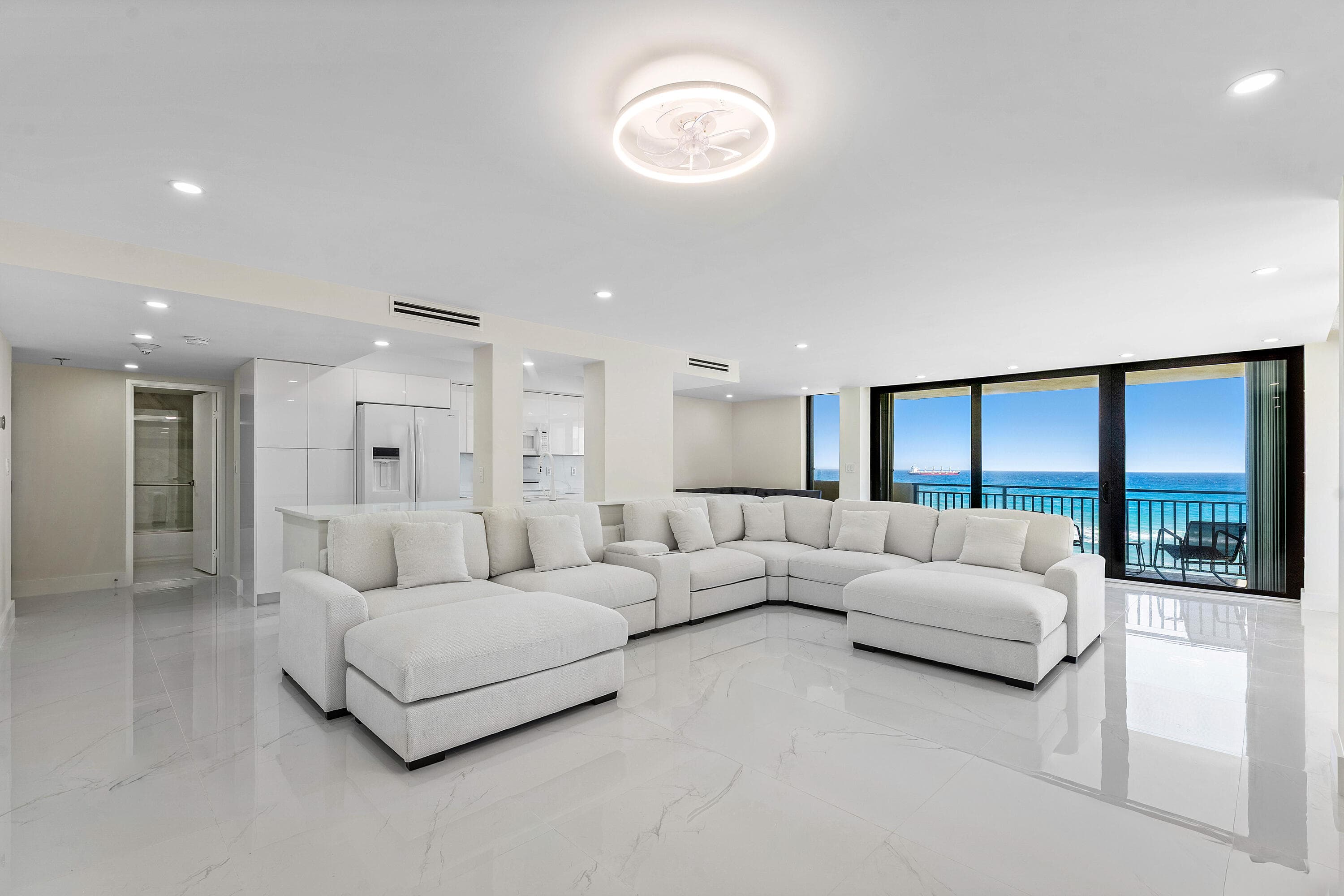 5460 N Ocean Drive 5b, Singer Island, FL 33404 — photo 14 of 65