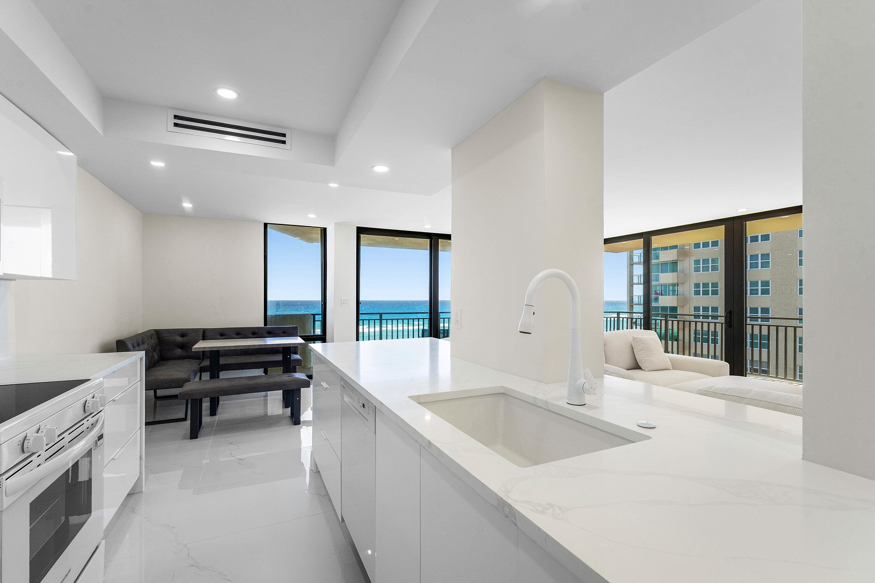 5460 N Ocean Drive 5b, Singer Island, FL 33404 — photo 17 of 65