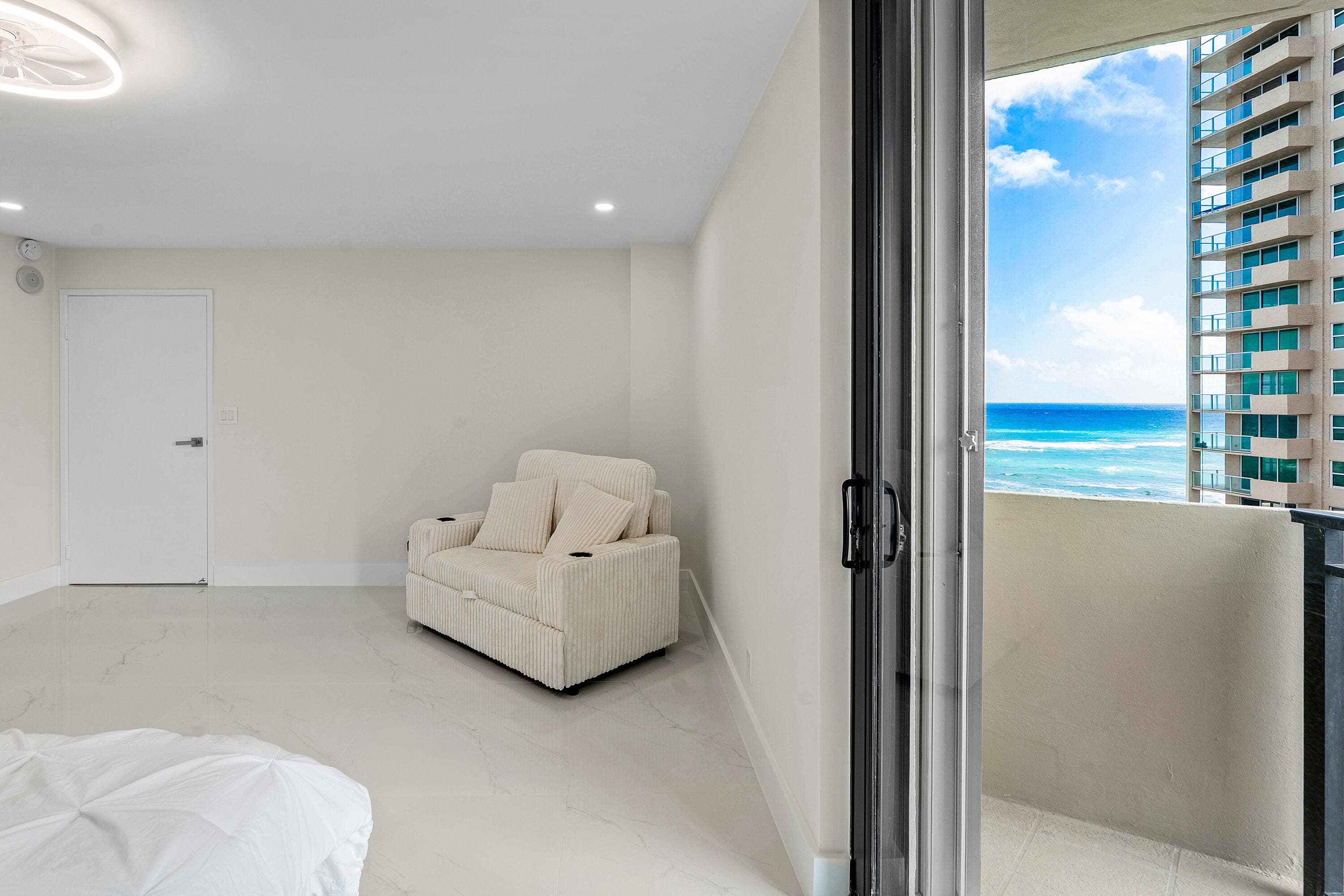 5460 N Ocean Drive 5b, Singer Island, FL 33404 — photo 36 of 65