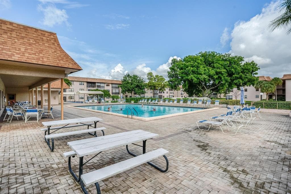 6095 N Sabal Palm Boulevard 212, Tamarac, FL 33319 — photo 35 of 40