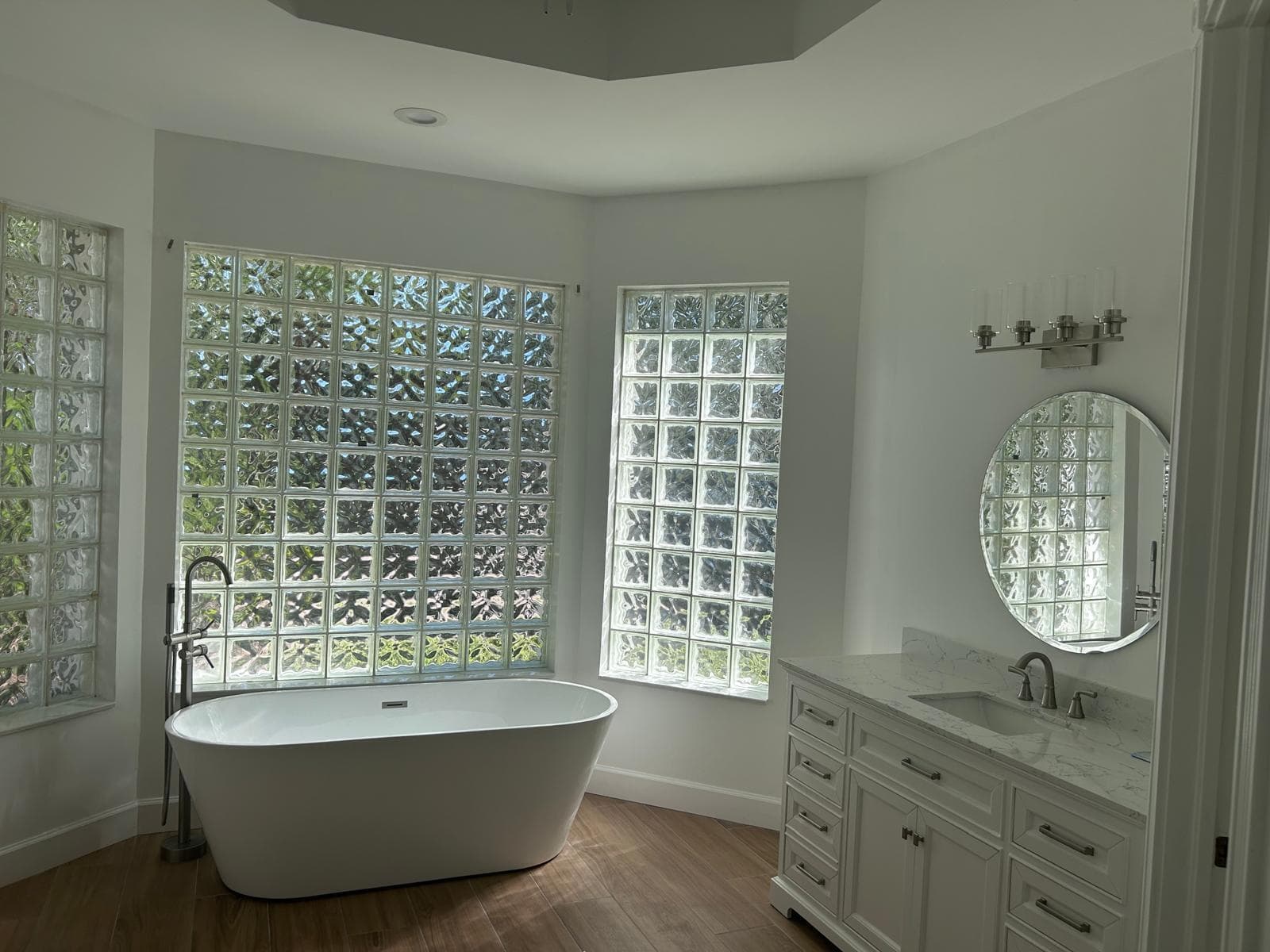 8992 Lakes Boulevard, West Palm Beach, FL 33412 — photo 8 of 48