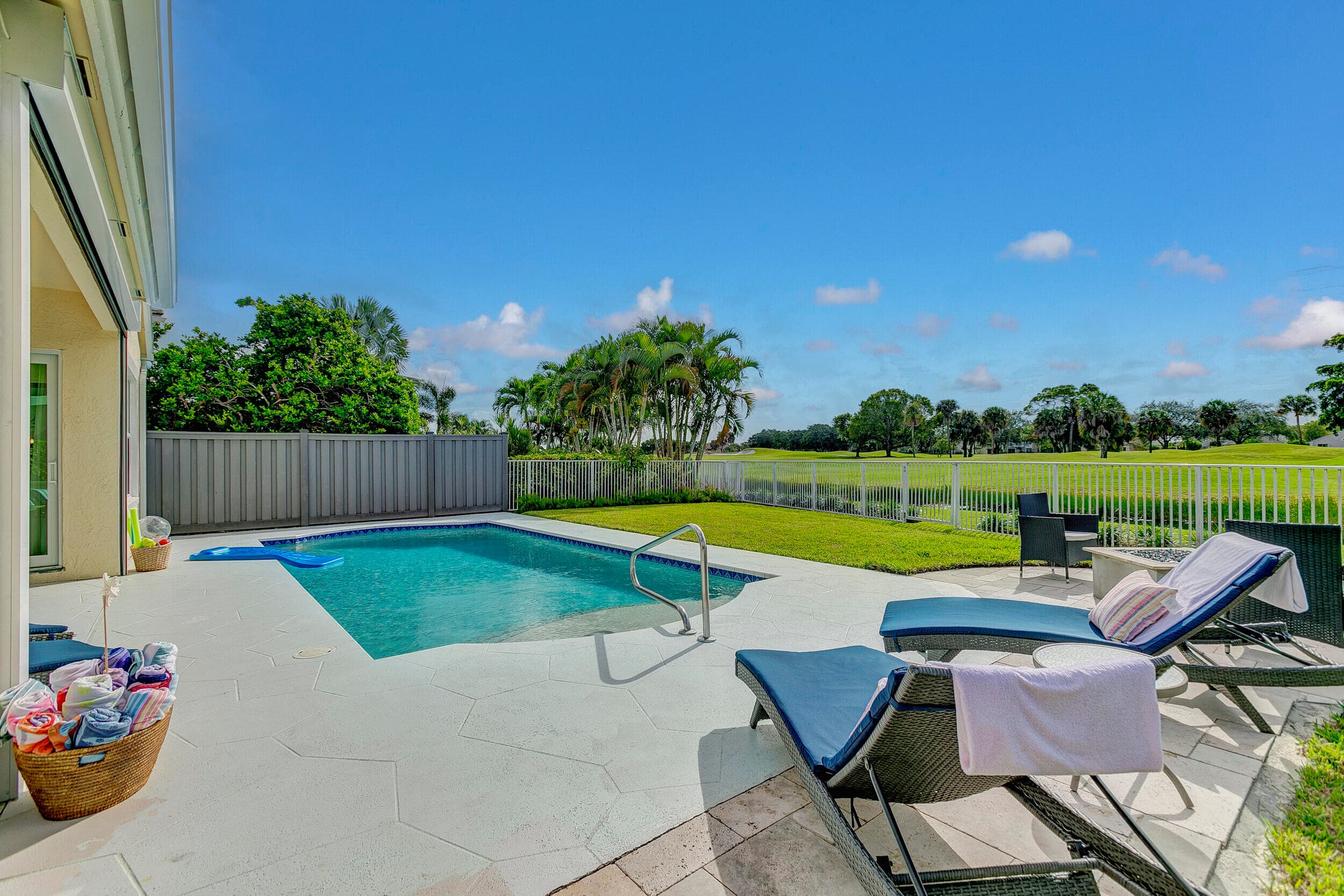 605 Masters Way, Palm Beach Gardens, FL 33418 — photo 57 of 81