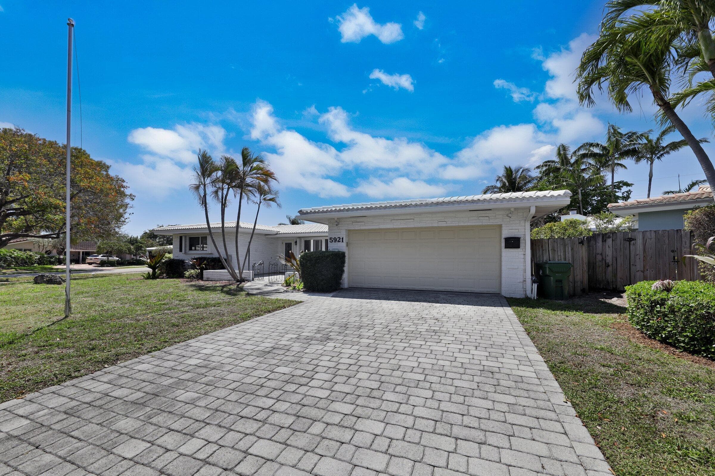 5921 NE 21st Circle Ne, Fort Lauderdale, FL 33308 — photo 17 of 28