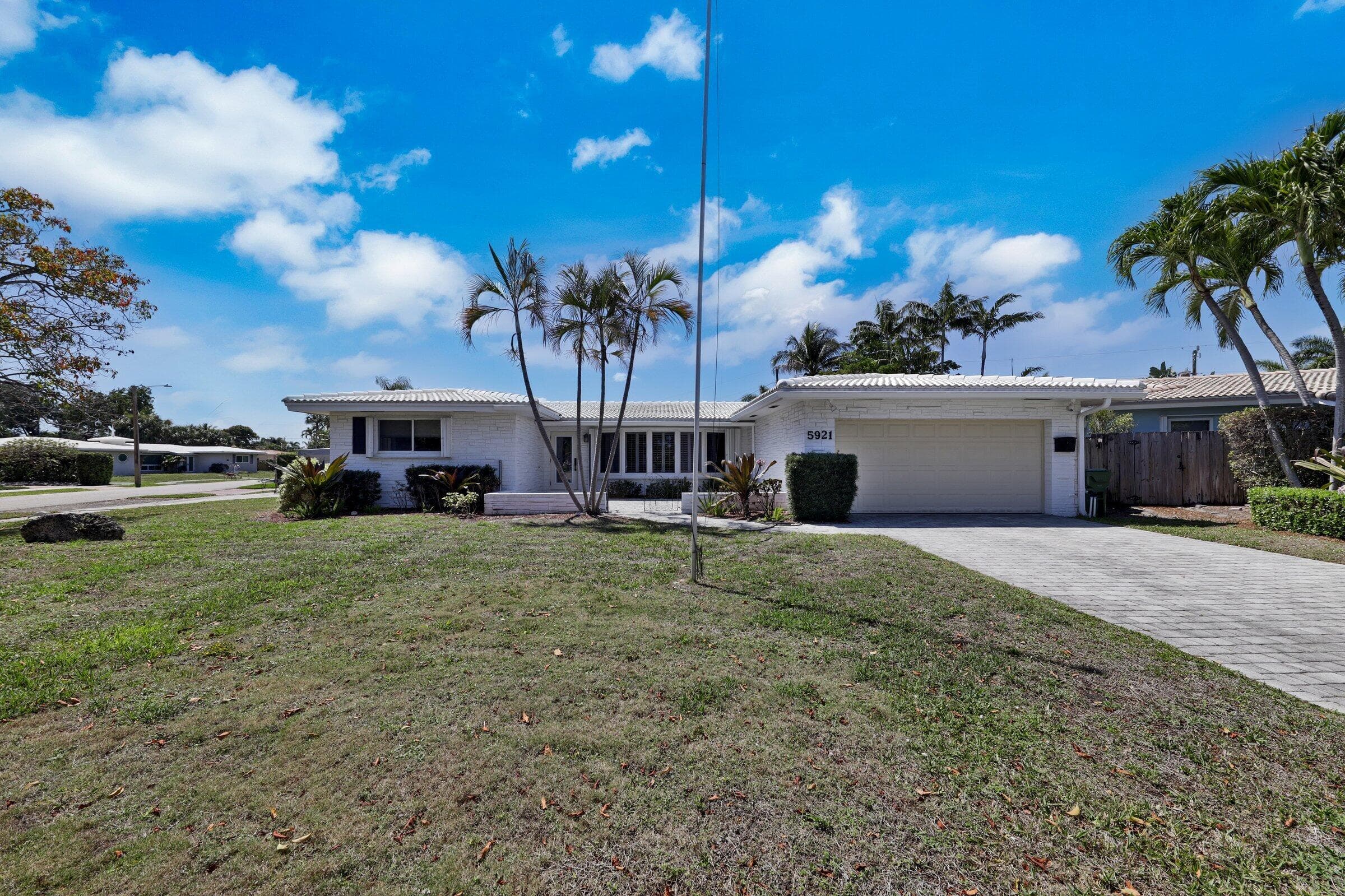 5921 NE 21st Circle Ne, Fort Lauderdale, FL 33308 — photo 5 of 28