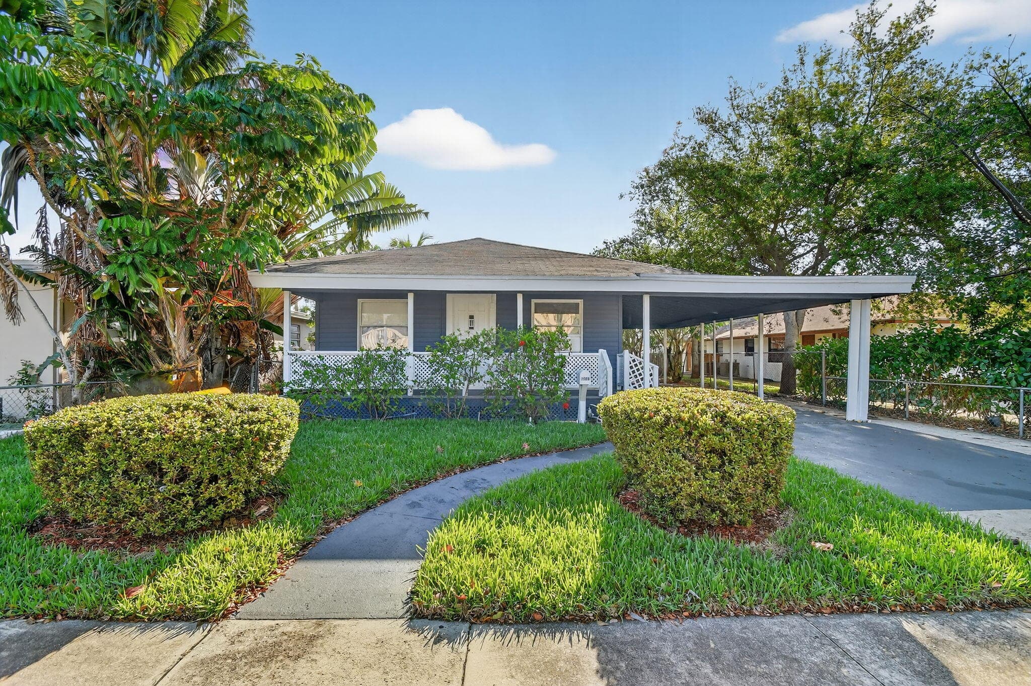1006 S M Street, Lake Worth Beach, FL 33460 — photo 1 of 36