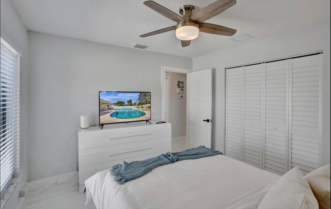521 Curlew Road, Delray Beach, FL 33444 — photo 18 of 24