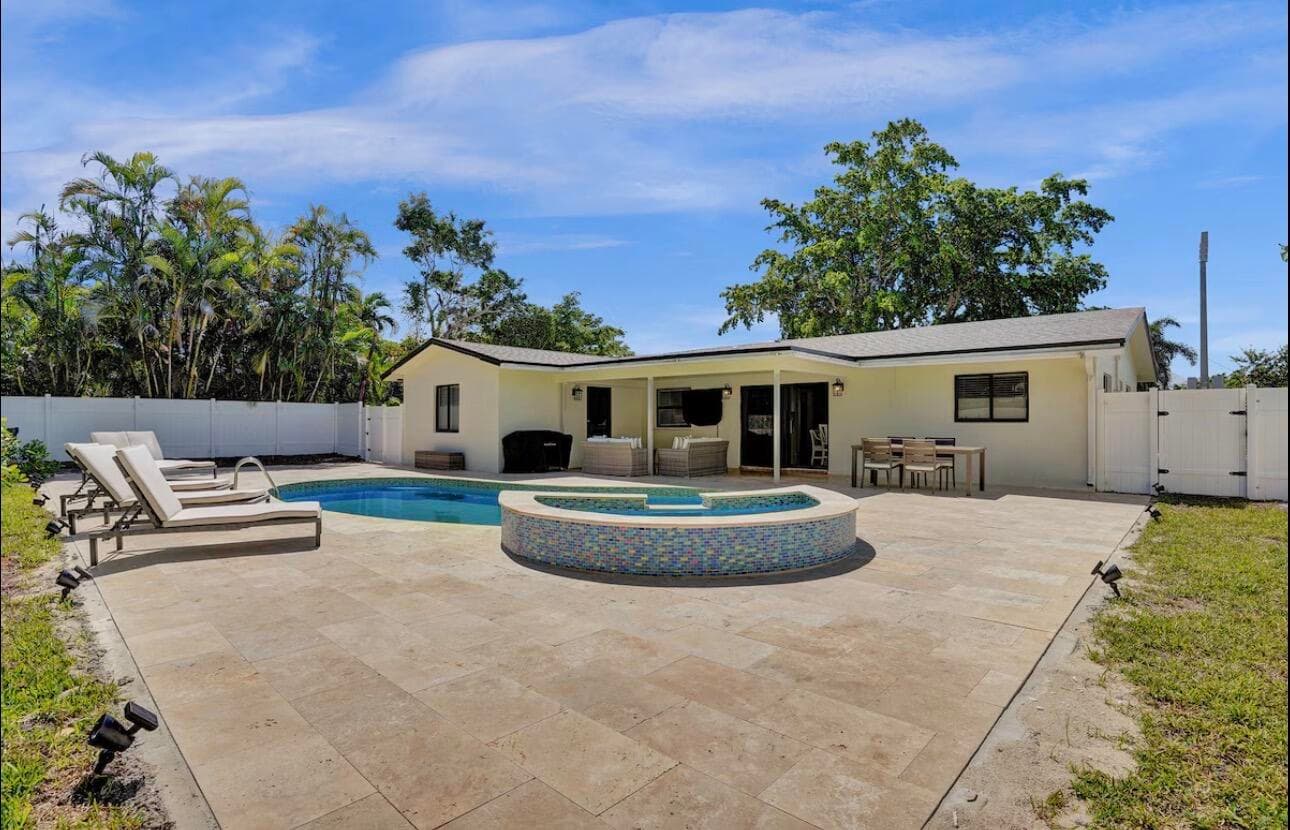 521 Curlew Road, Delray Beach, FL 33444 — photo 23 of 24