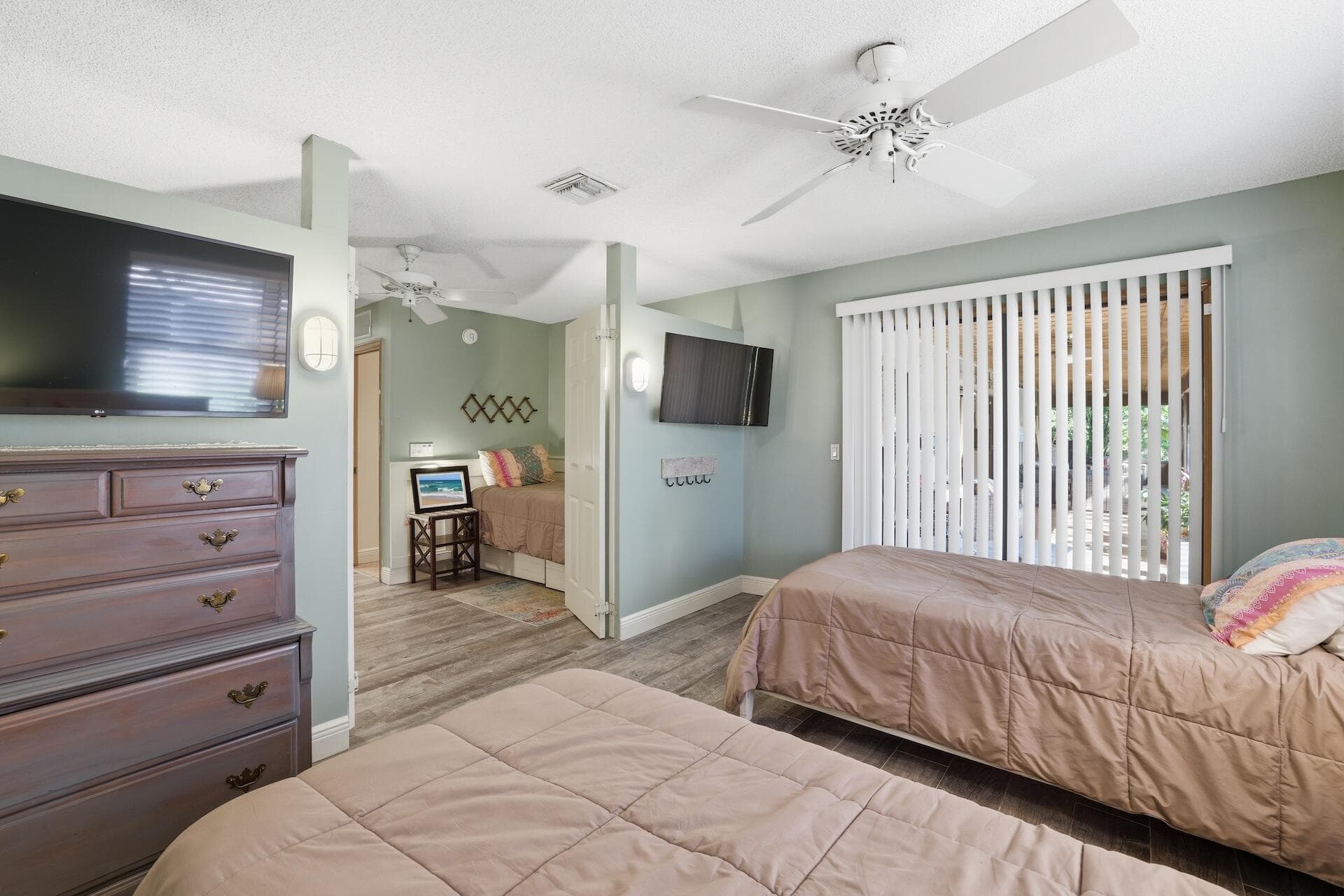 180 Elaine Road, West Palm Beach, FL 33415 — photo 20 of 58