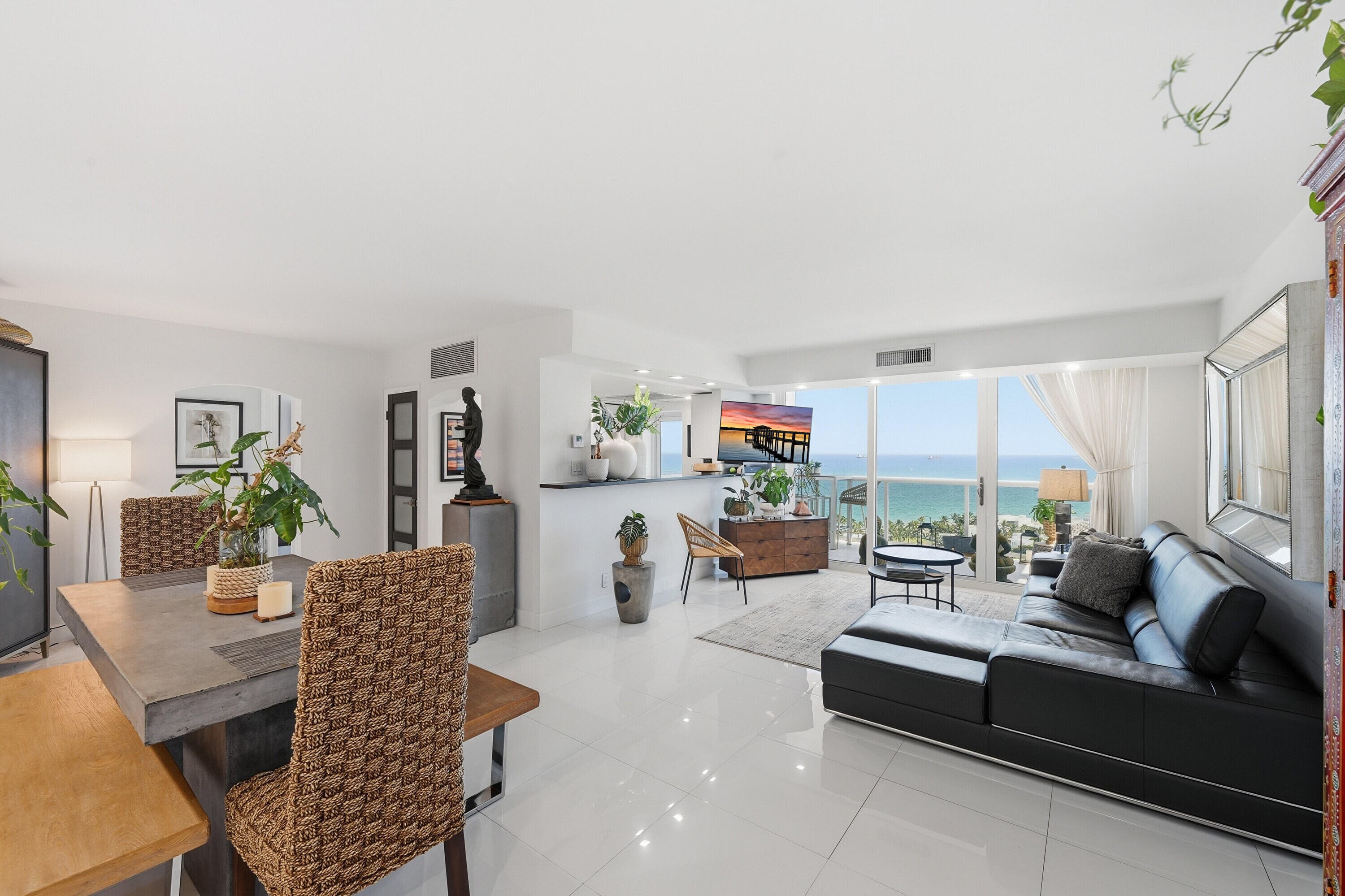 2715 N Ocean Boulevard Ph D, Fort Lauderdale, FL 33308 — photo 2 of 35