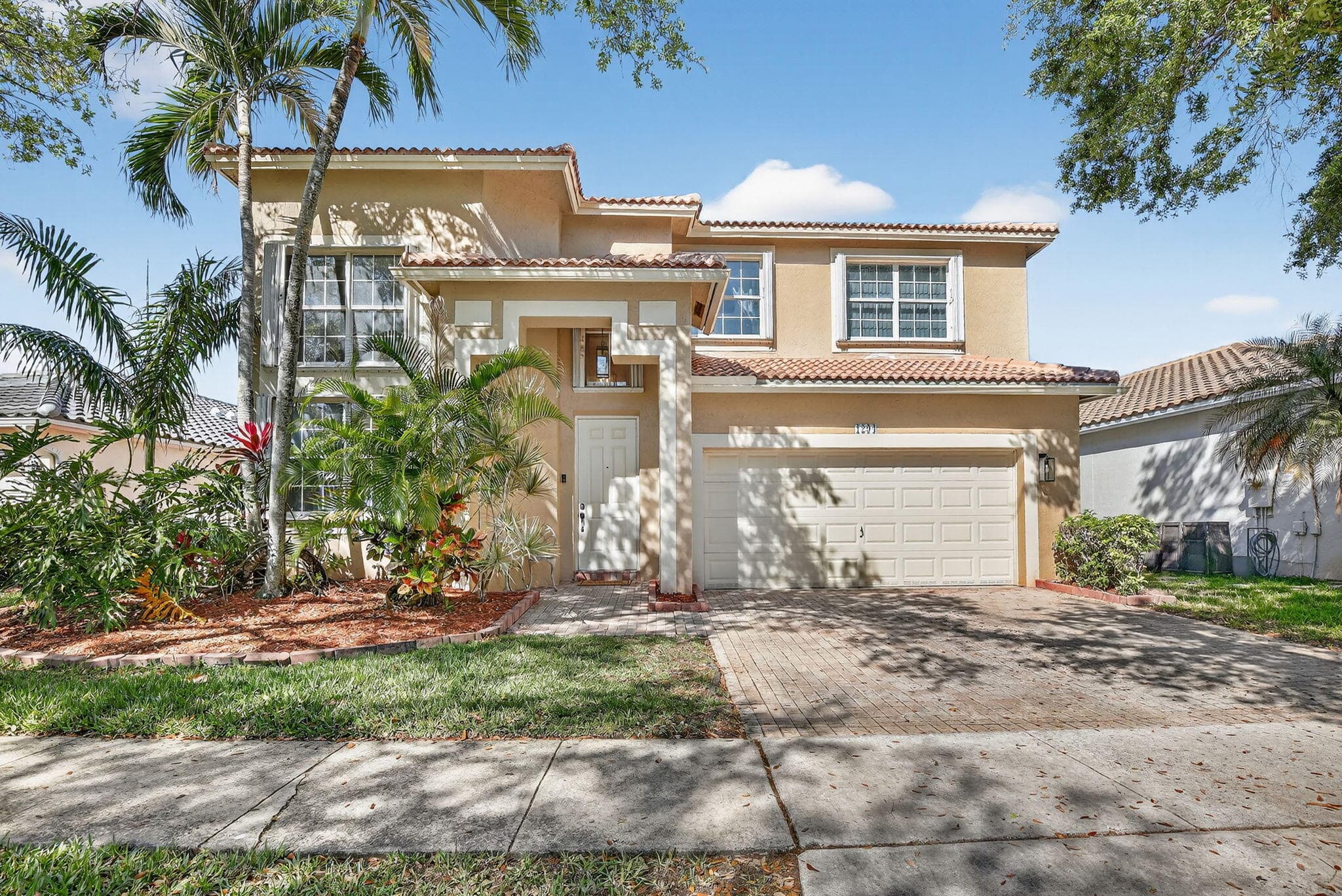 1294 NW 168th Avenue, Pembroke Pines, FL 33028 — photo 1 of 116
