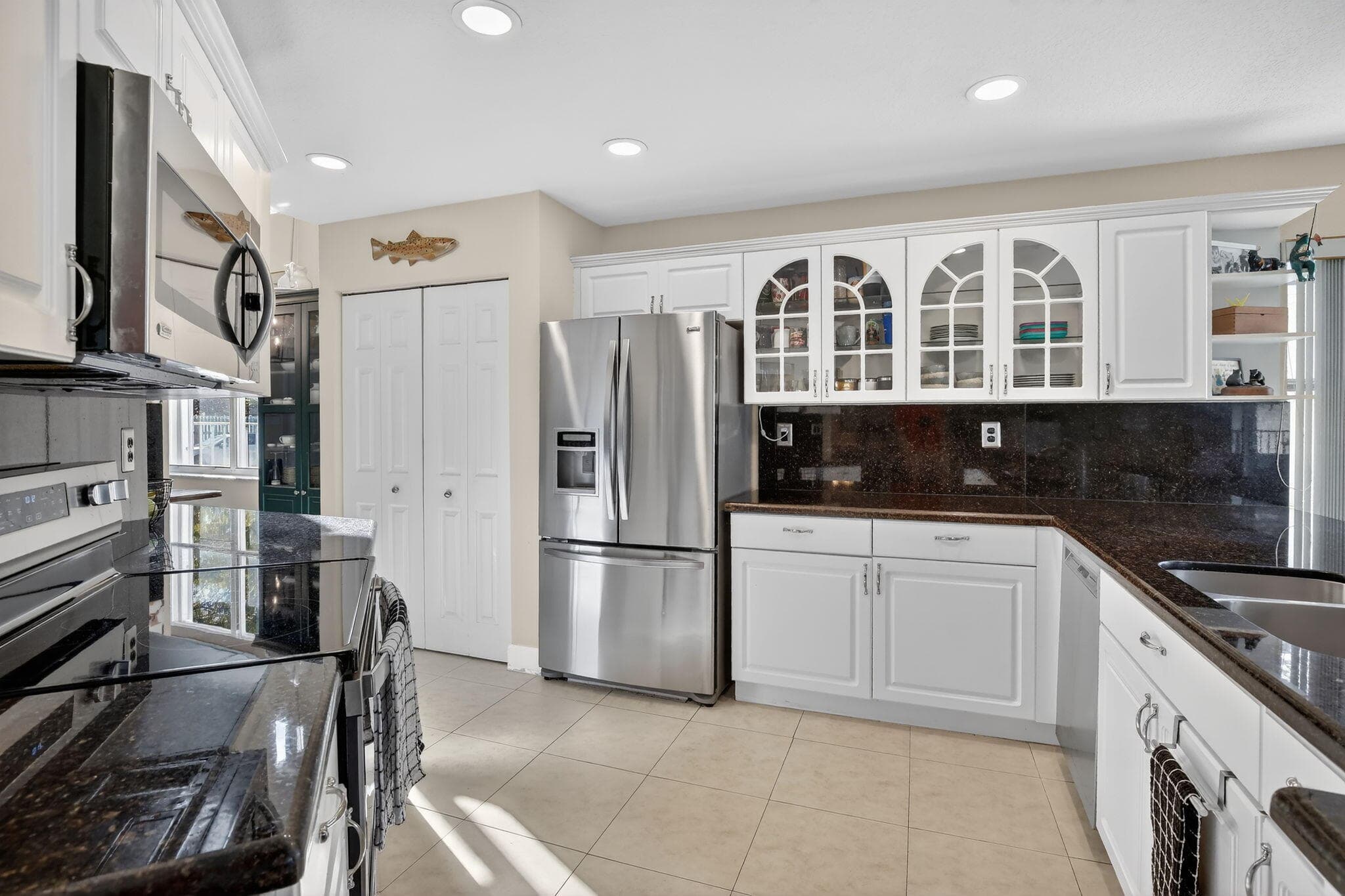 1294 NW 168th Avenue, Pembroke Pines, FL 33028 — photo 12 of 116