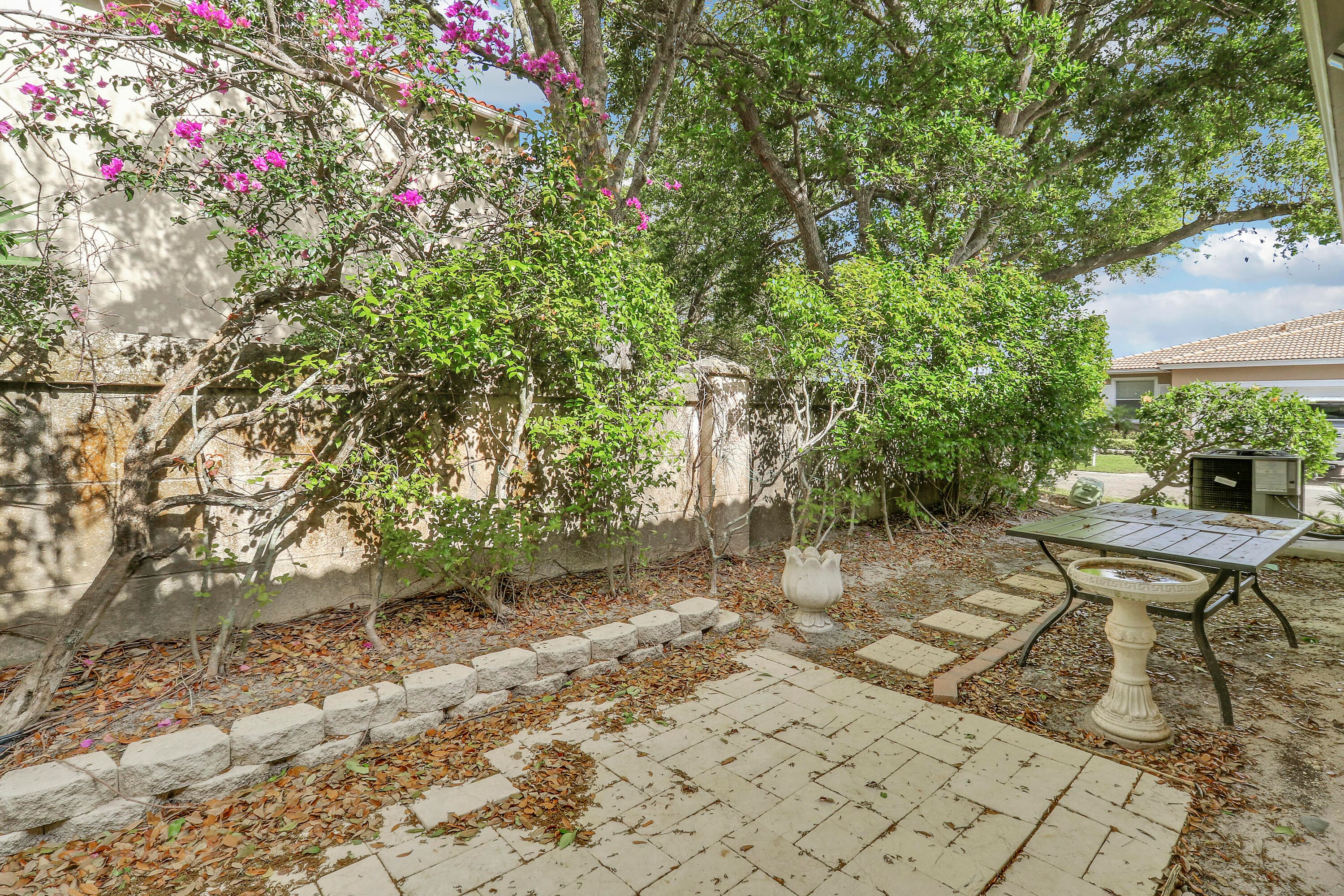 2199 Man Of War, West Palm Beach, FL 33411 — photo 11 of 18