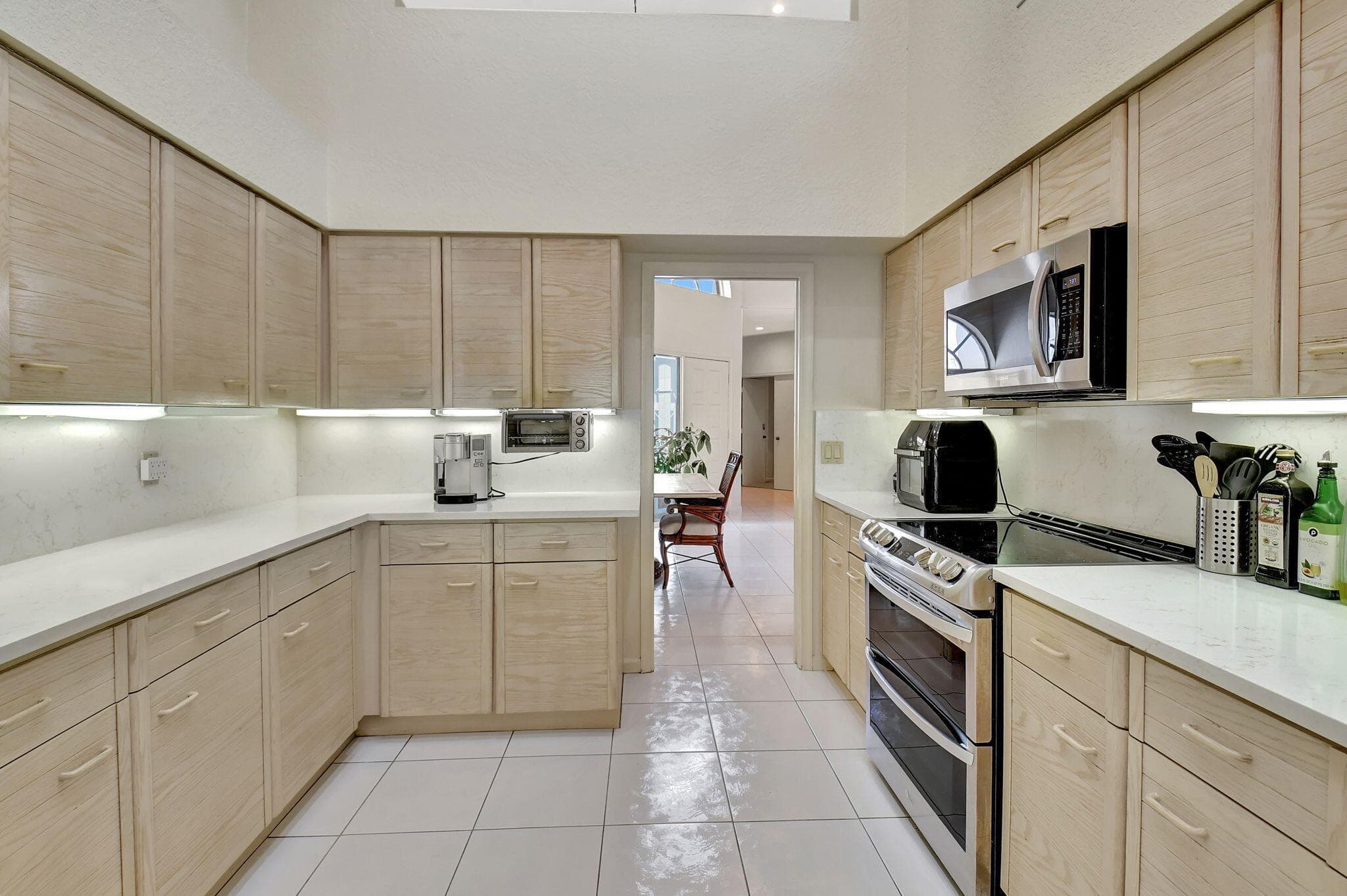 2462 NW 66th Drive, Boca Raton, FL 33496 — photo 18 of 49