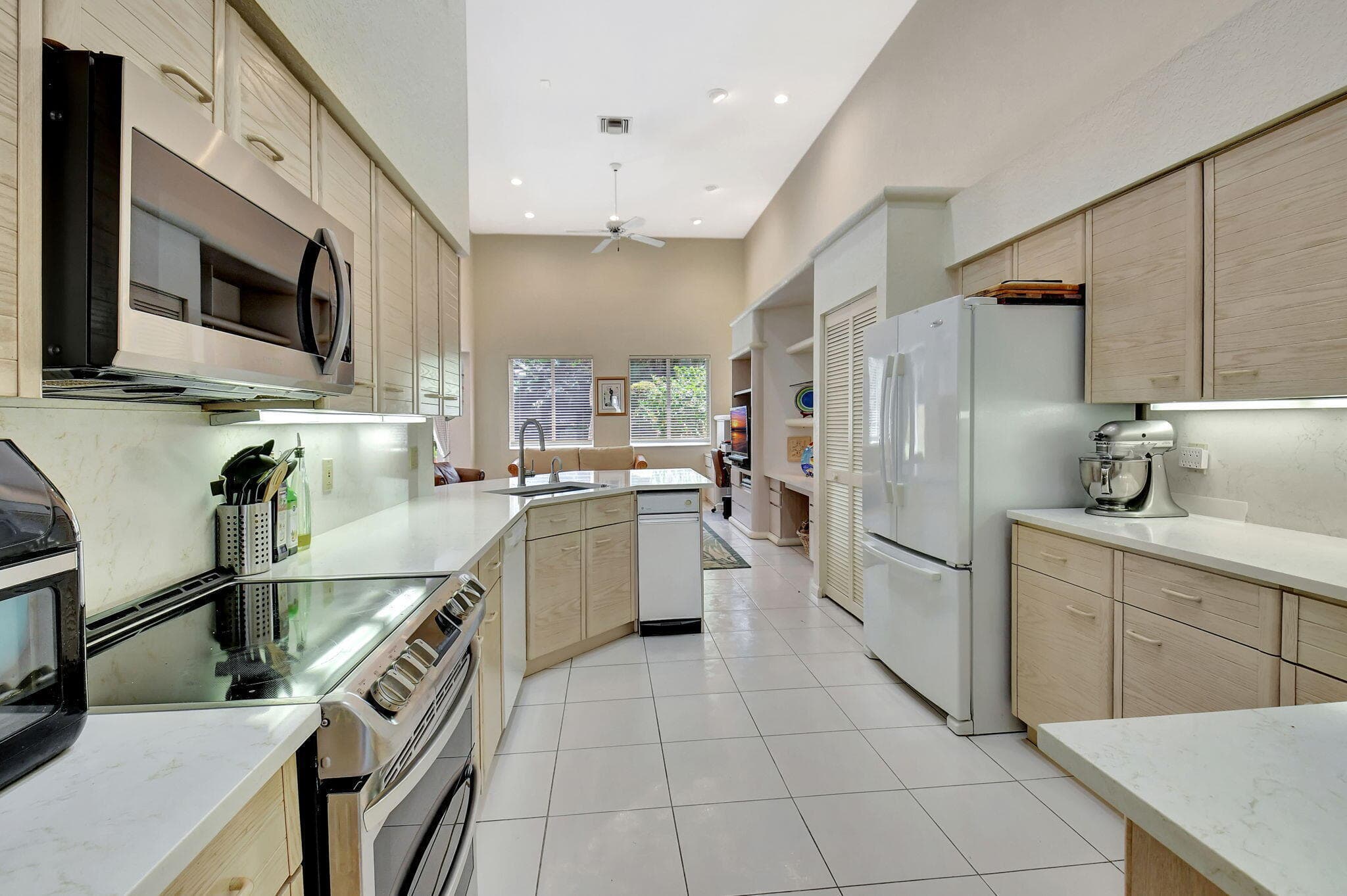 2462 NW 66th Drive, Boca Raton, FL 33496 — photo 19 of 49