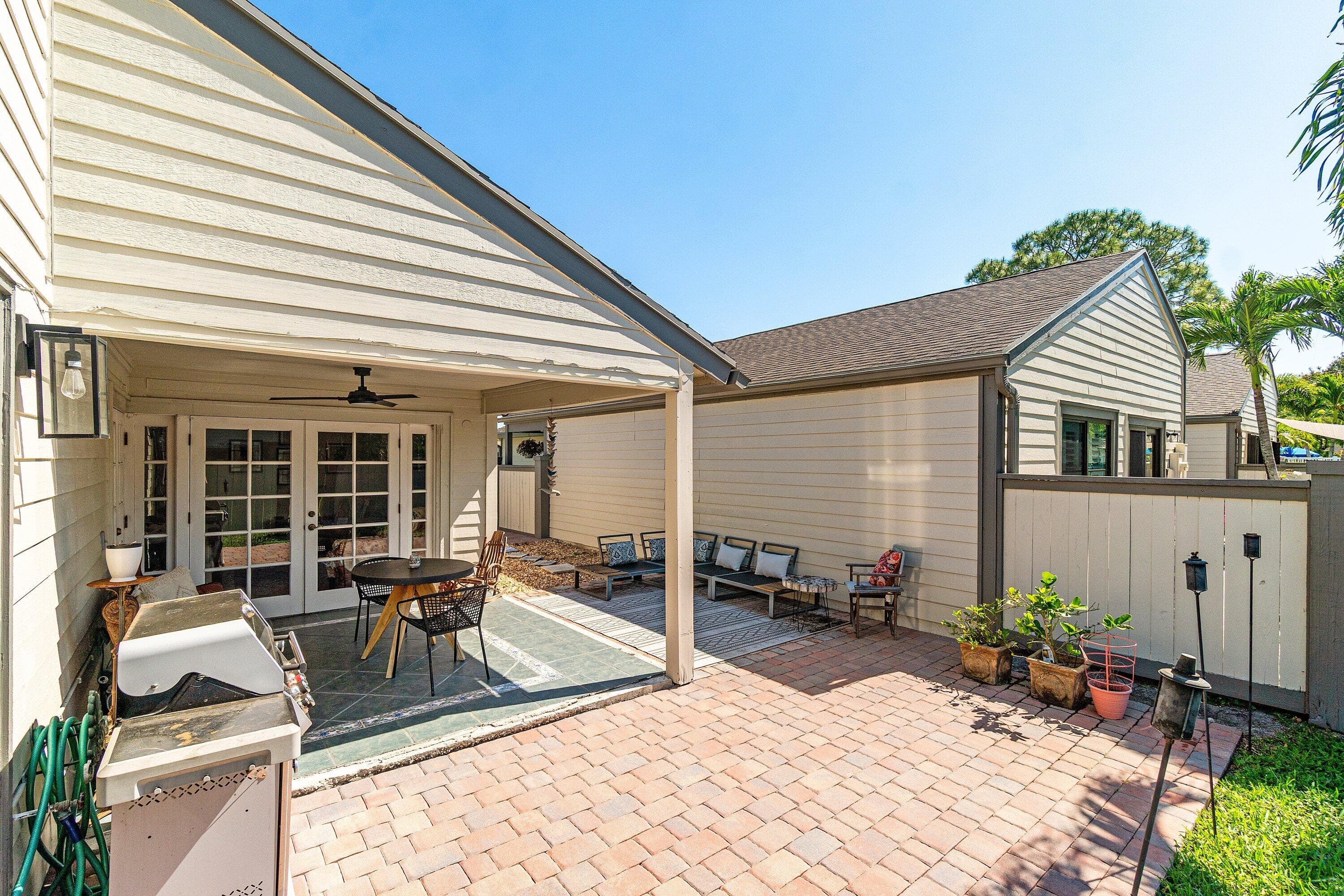 2579 Bedford Mews Drive, Wellington, FL 33414 — photo 23 of 27