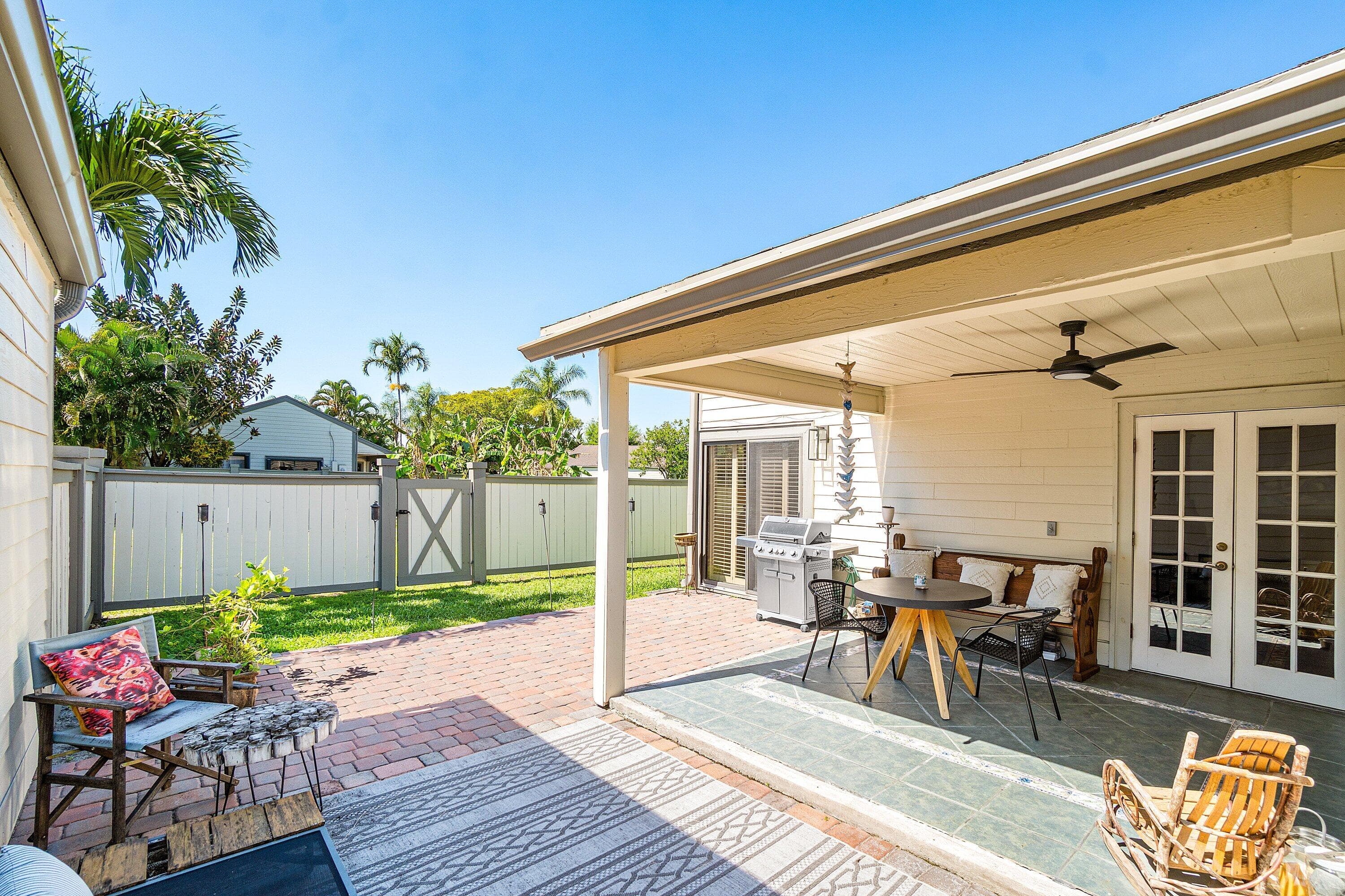 2579 Bedford Mews Drive, Wellington, FL 33414 — photo 25 of 27