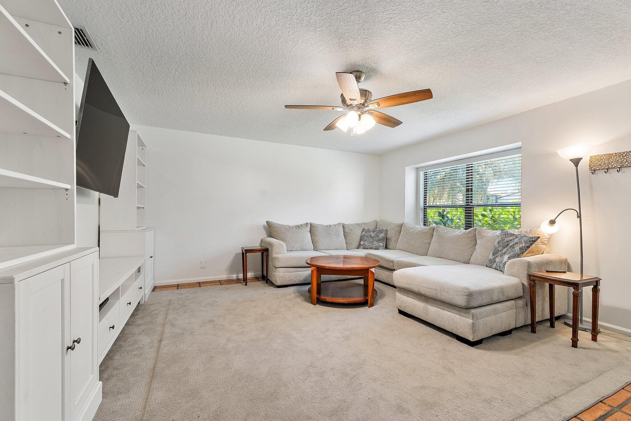 1007 Raintree Lane, Palm Beach Gardens, FL 33410 — photo 10 of 58