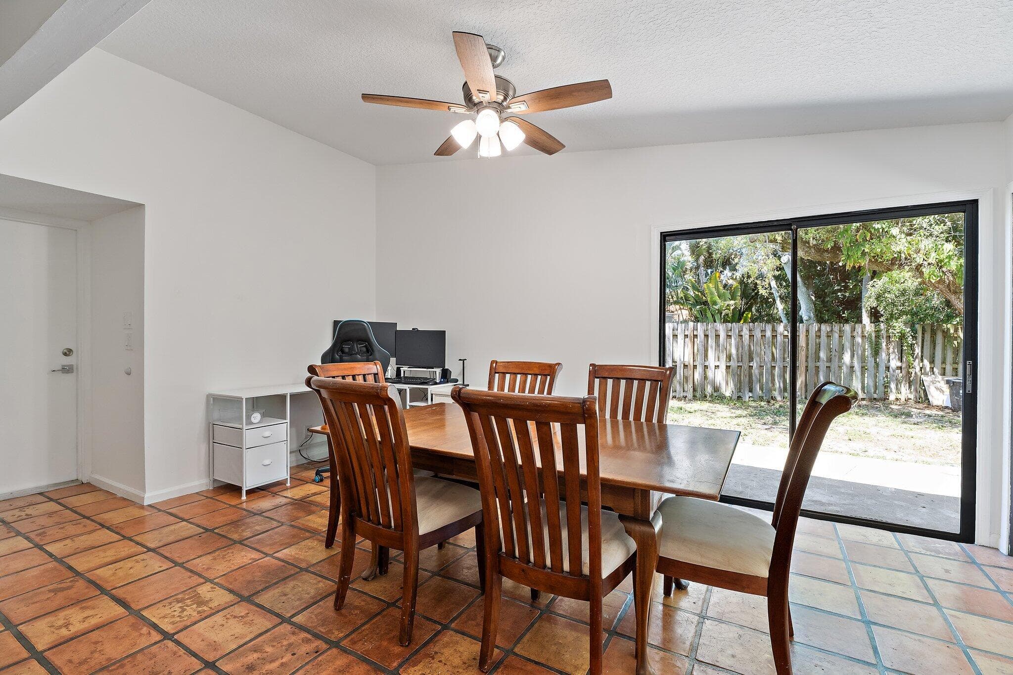 1007 Raintree Lane, Palm Beach Gardens, FL 33410 — photo 14 of 58