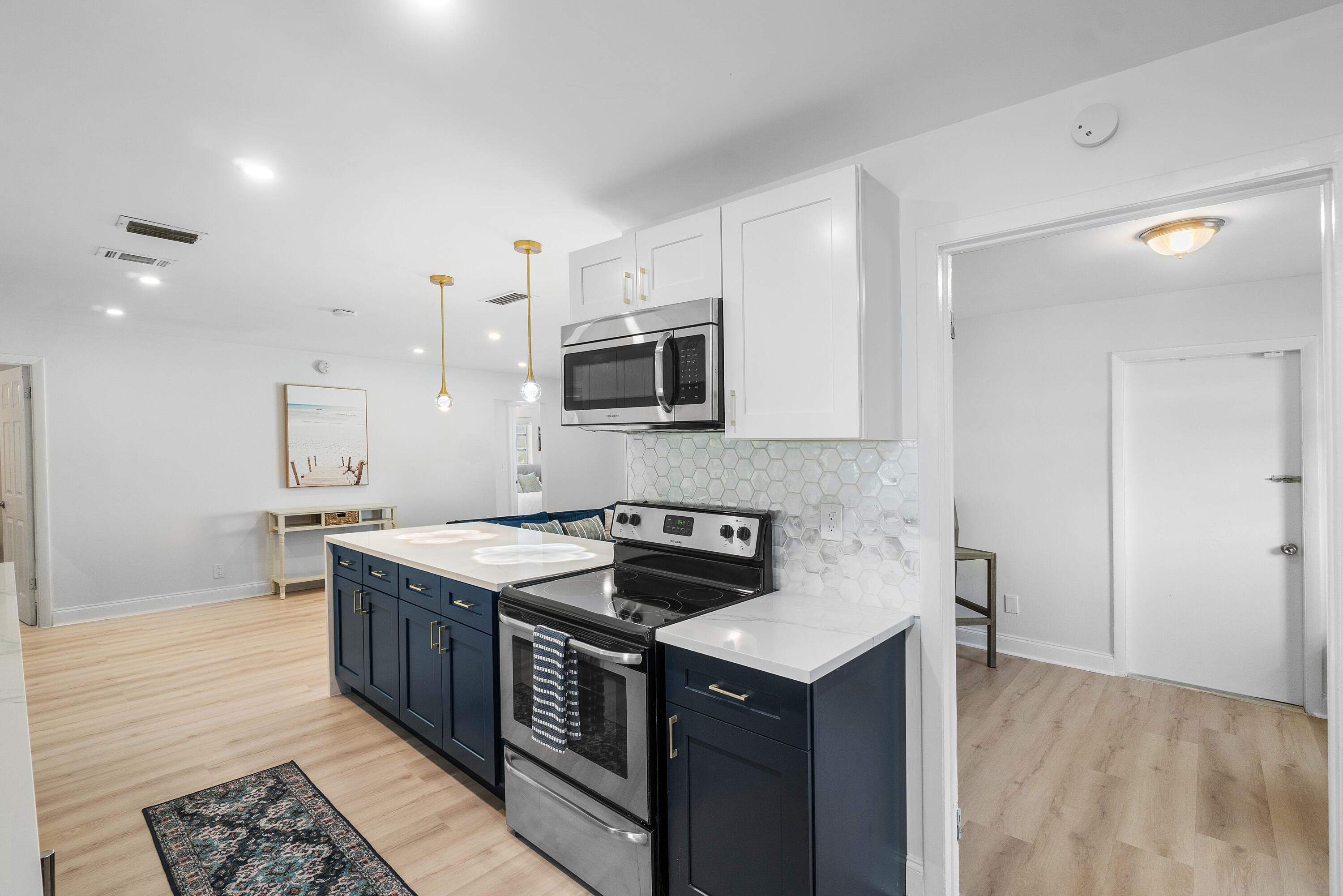 411 SW 1st Avenue, Boynton Beach, FL 33435 — photo 13 of 27