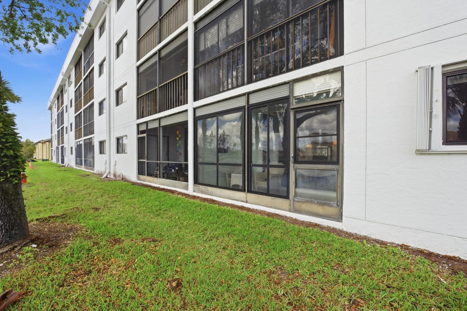 4725 Lucerne Lakes Blvd Boulevard E 110, Lake Worth, FL 33467 — photo 24 of 52
