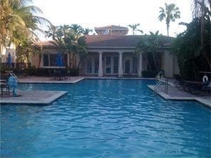 2131 SE 10th Avenue 1112, Fort Lauderdale, FL 33316 — photo 12 of 18
