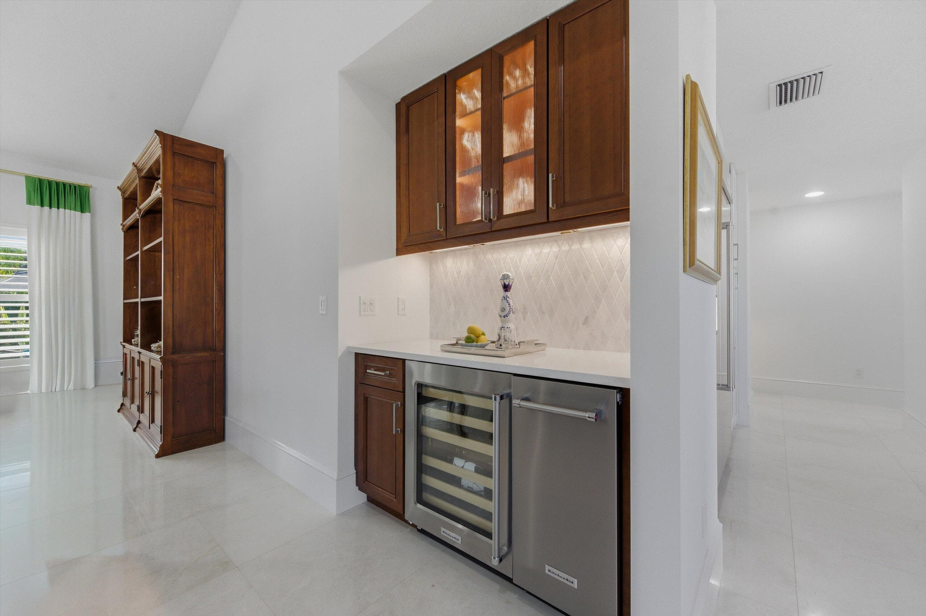 9039 SE Hawksbill Way, Hobe Sound, FL 33455 — photo 16 of 46