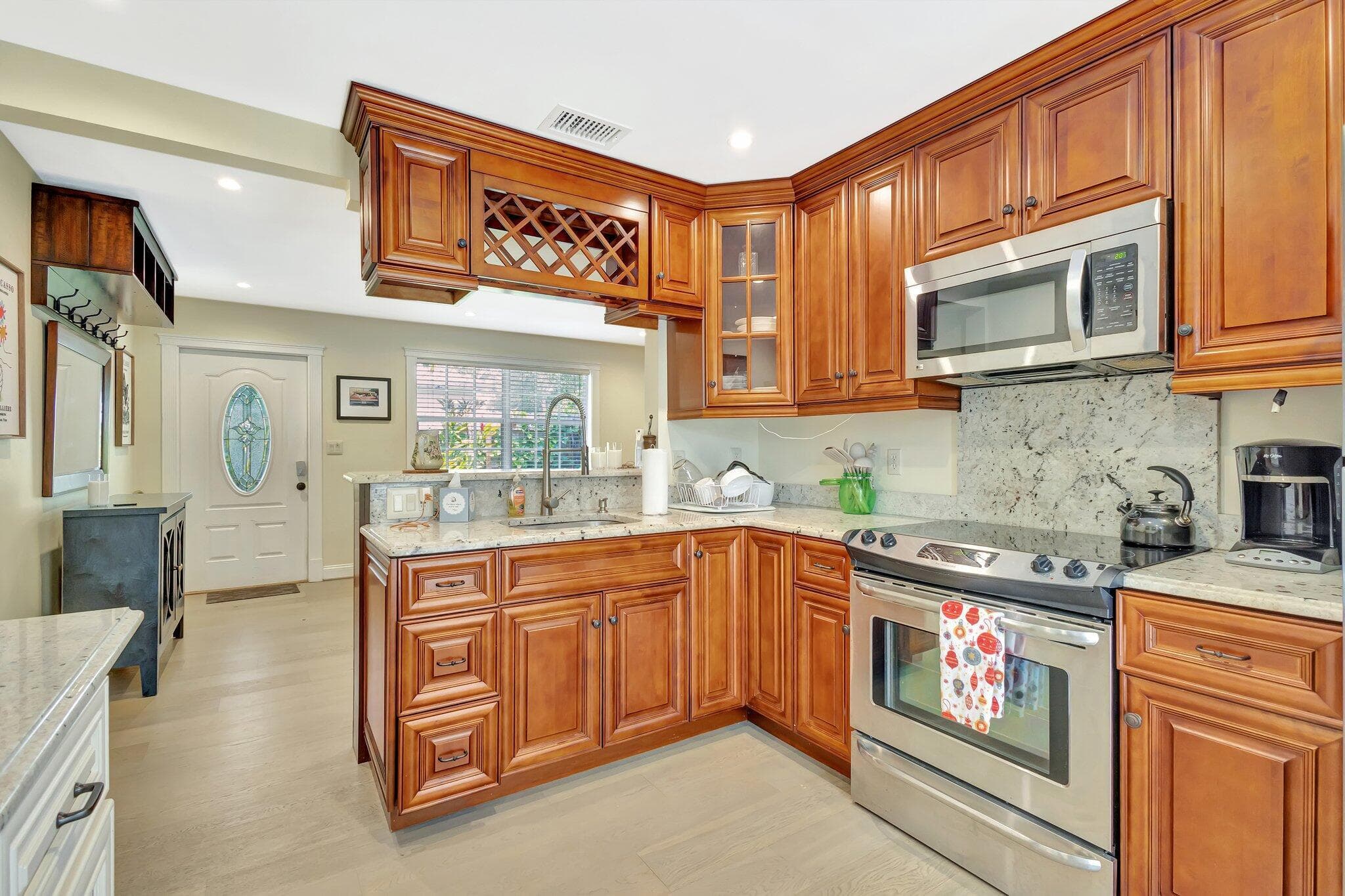 227 NE 12th Street, Delray Beach, FL 33444 — photo 13 of 44