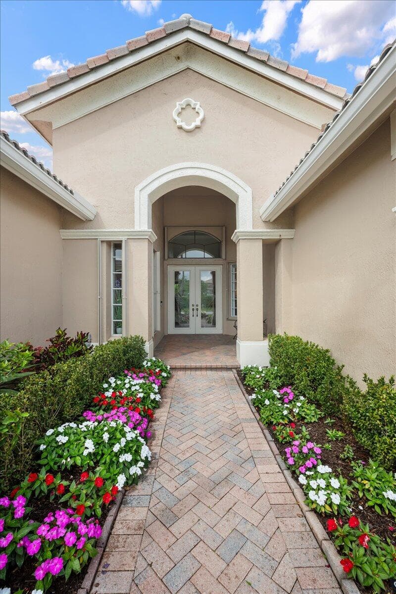 4241 Wellington Shores Drive, Wellington, FL 33449 — photo 4 of 63
