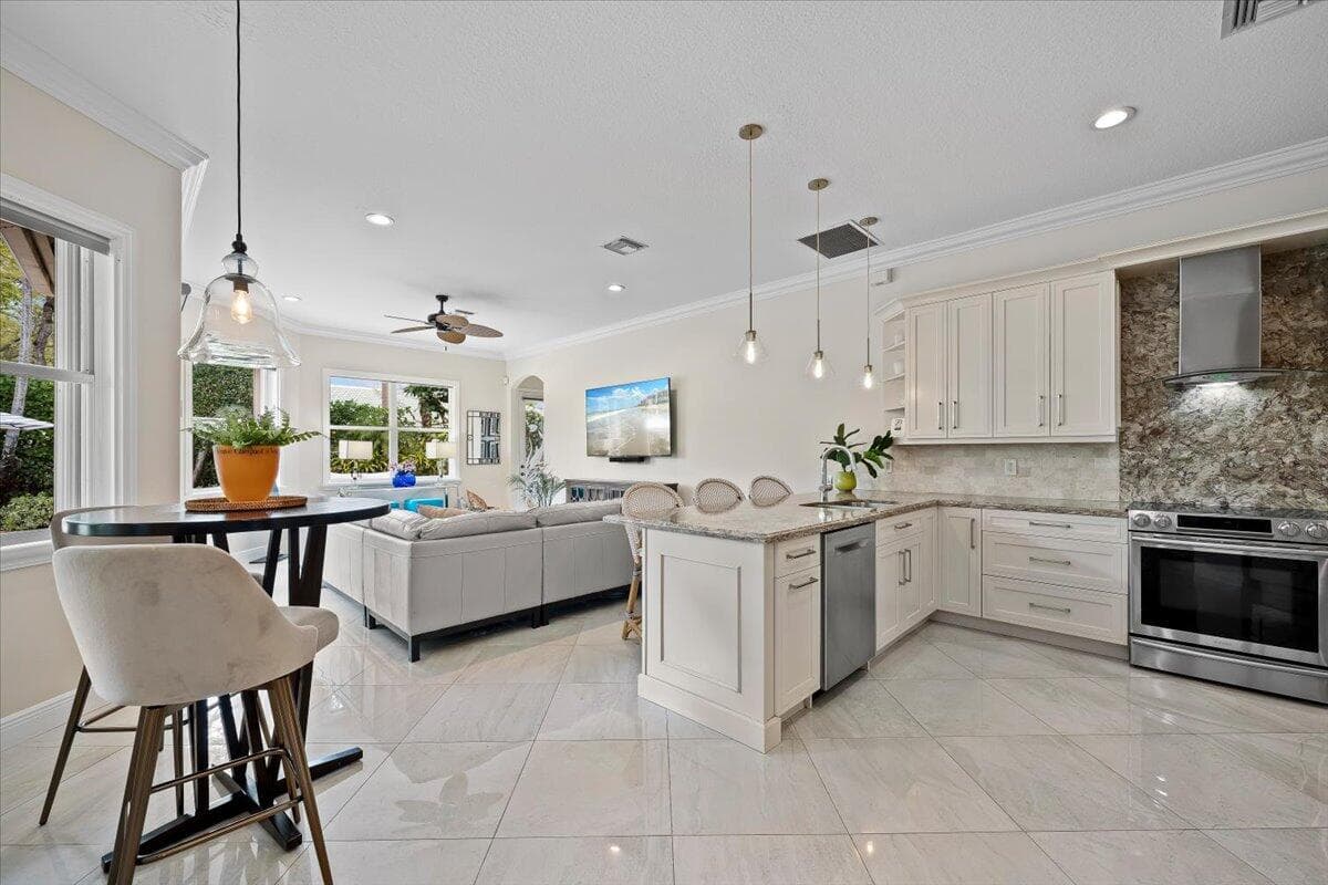 4241 Wellington Shores Drive, Wellington, FL 33449 — photo 22 of 63