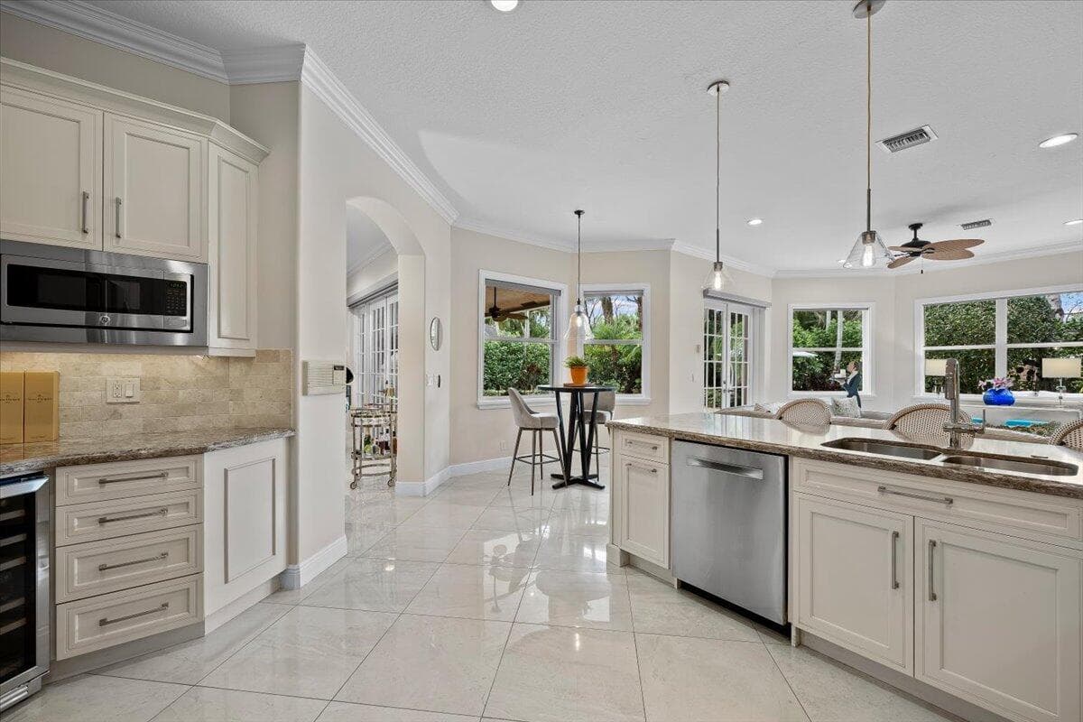 4241 Wellington Shores Drive, Wellington, FL 33449 — photo 19 of 63