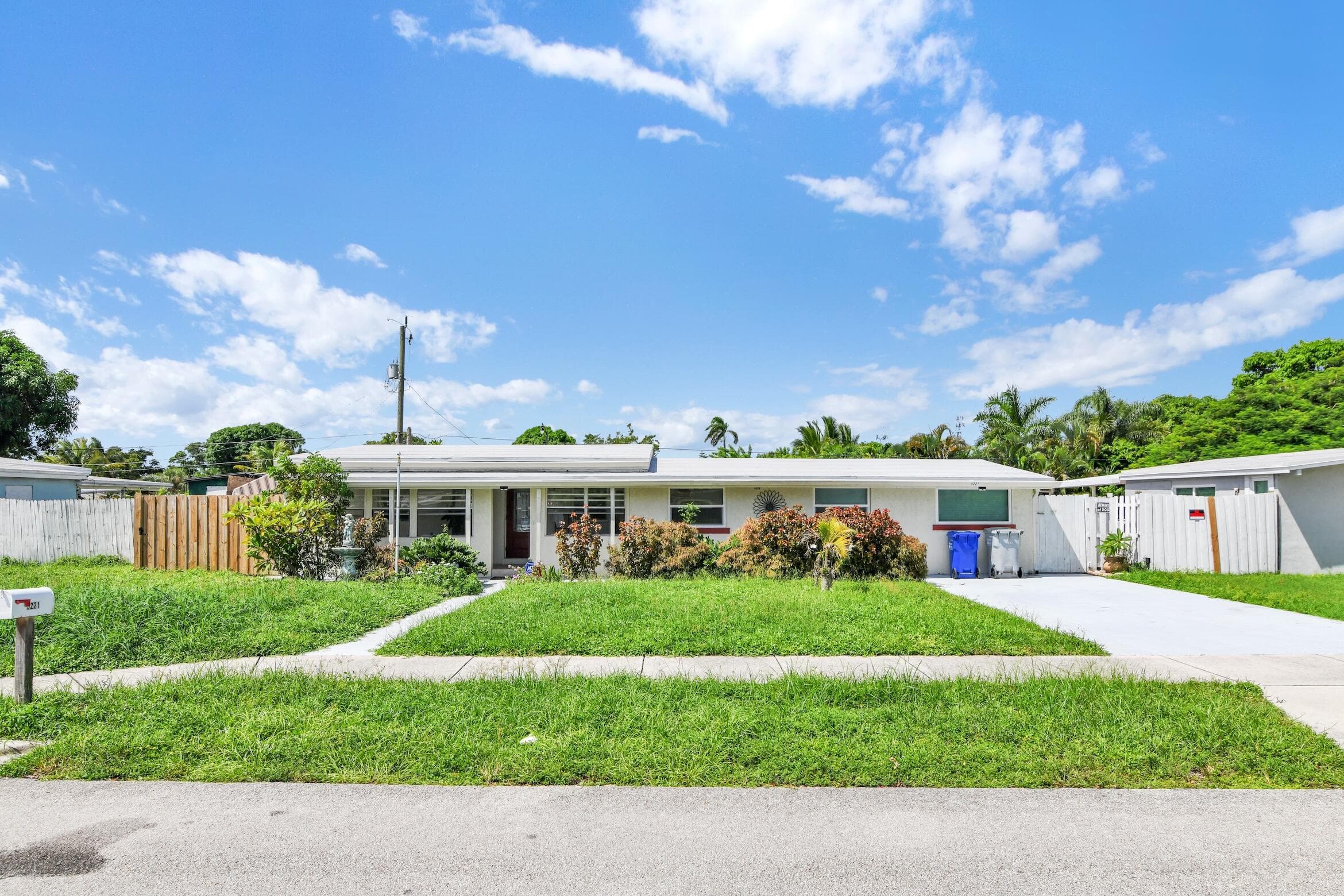 5221 NE 16th Avenue, Pompano Beach, FL 33064 — photo 3 of 46