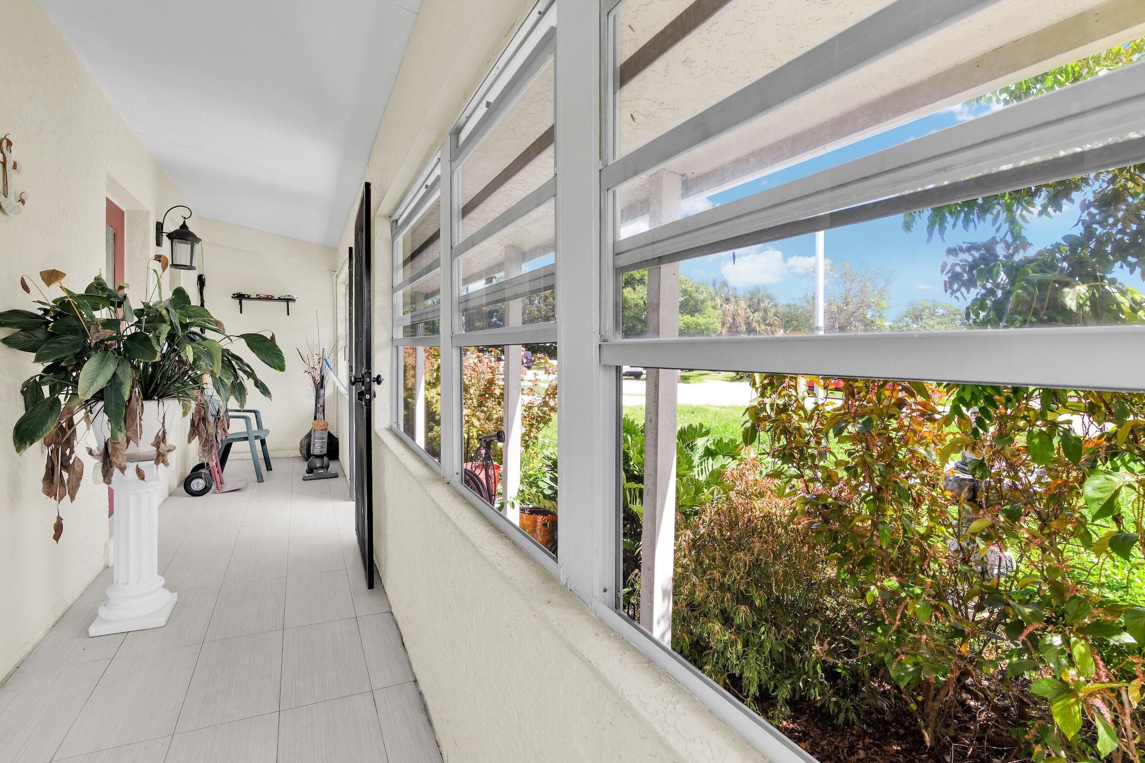 5221 NE 16th Avenue, Pompano Beach, FL 33064 — photo 10 of 46