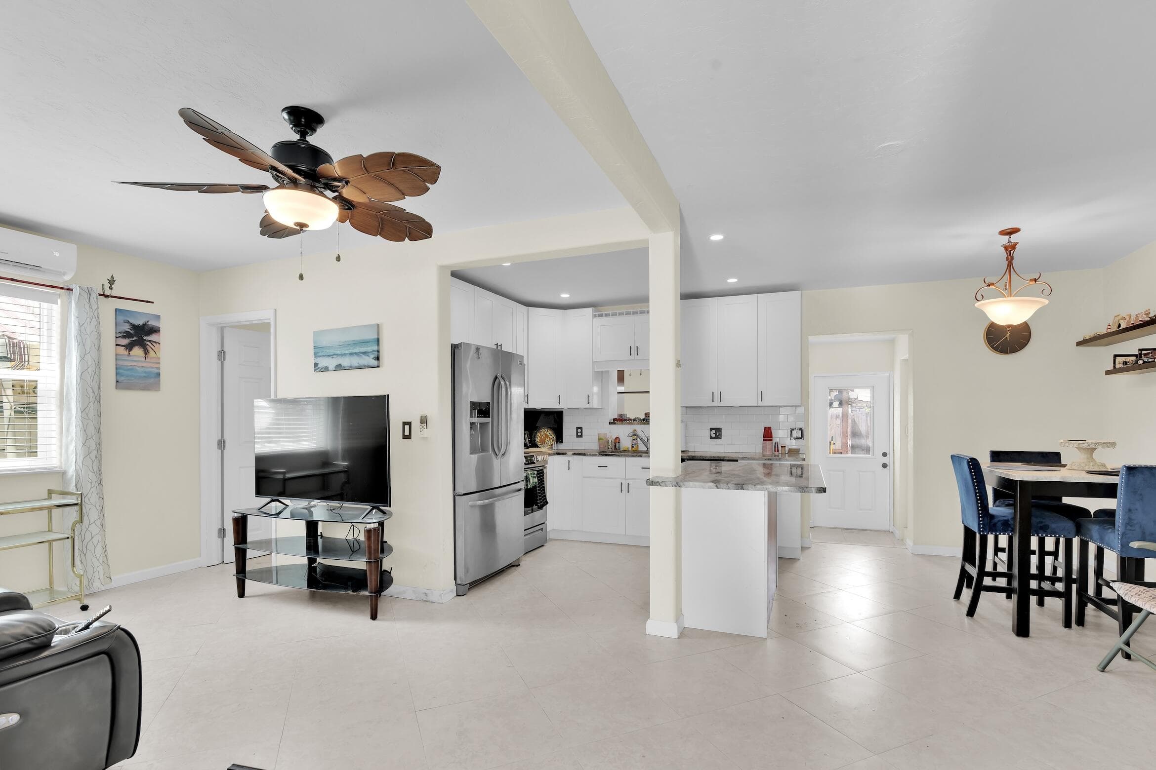 5221 NE 16th Avenue, Pompano Beach, FL 33064 — photo 11 of 46