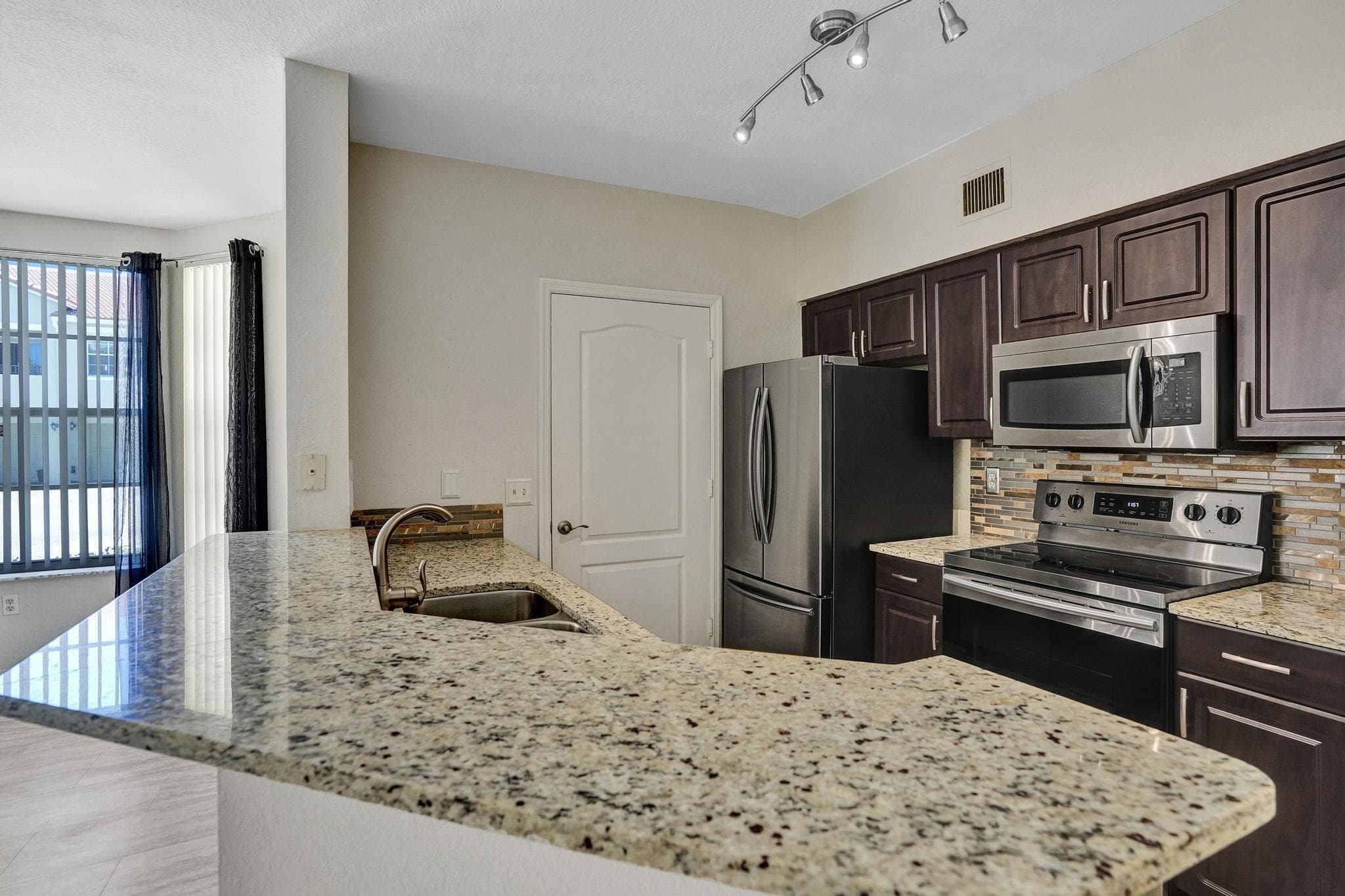 708 Belmont Place, Boynton Beach, FL 33436 — photo 13 of 41