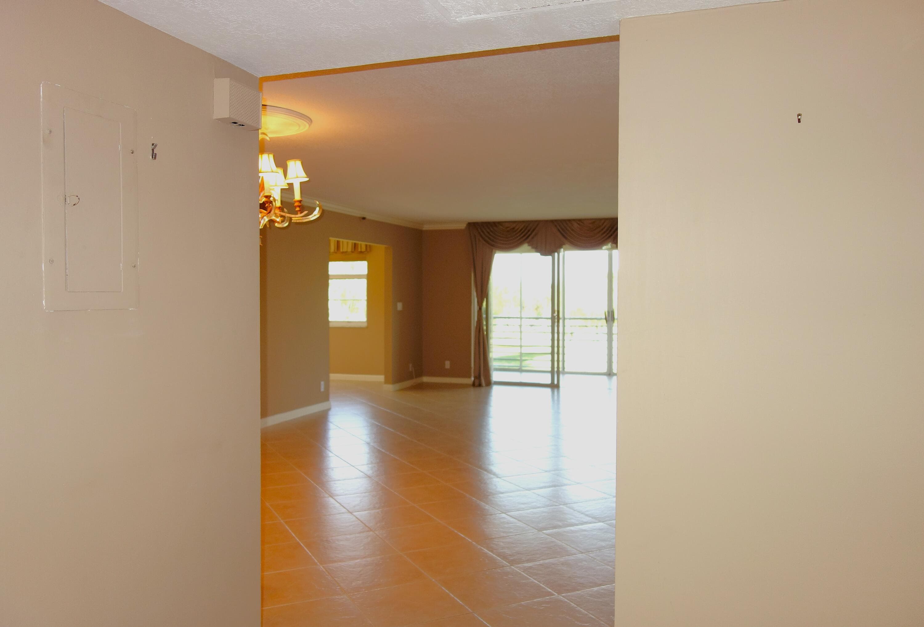 3507 Oaks Way 307, Pompano Beach, FL 33069 — photo 3 of 74