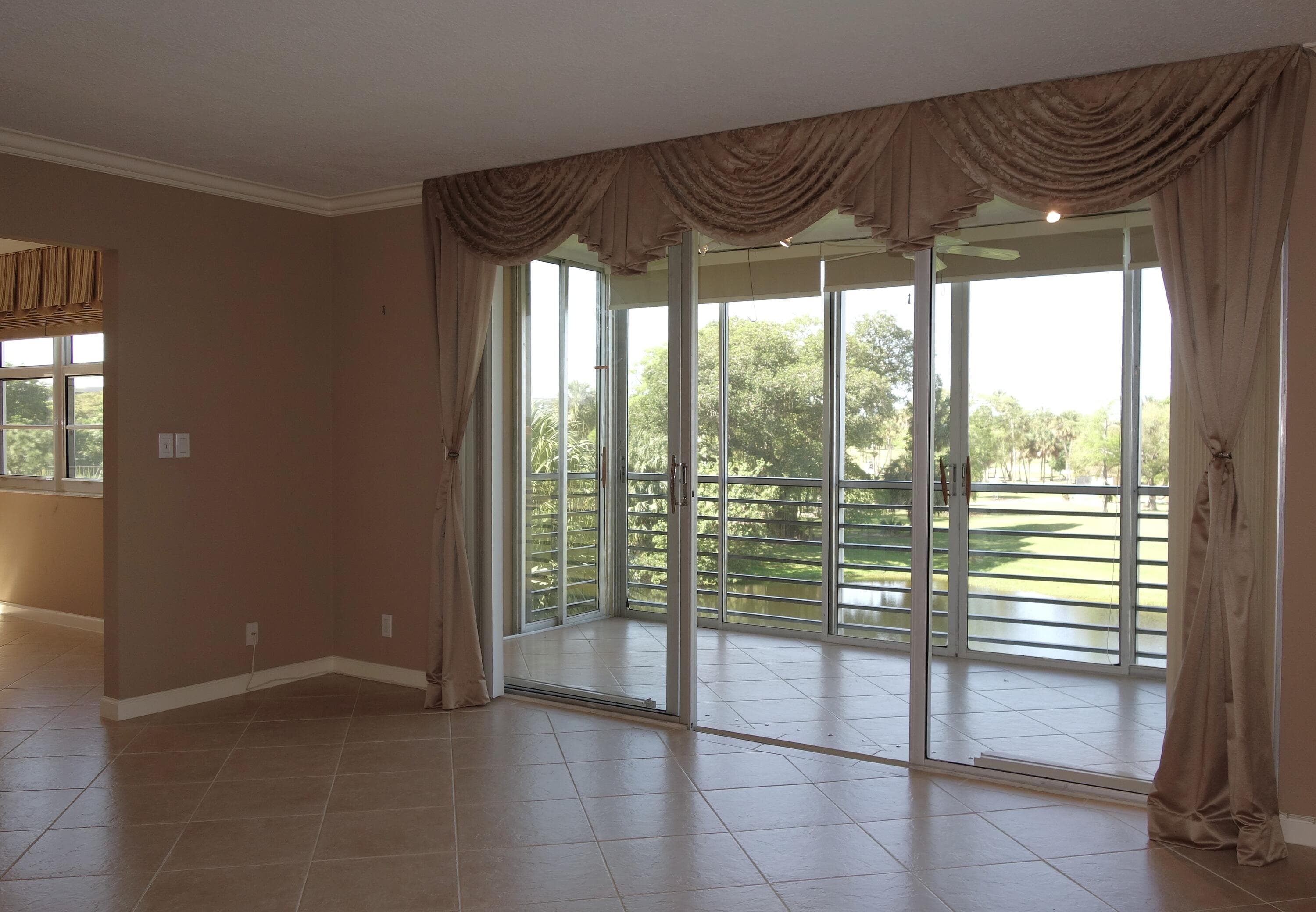 3507 Oaks Way 307, Pompano Beach, FL 33069 — photo 19 of 74