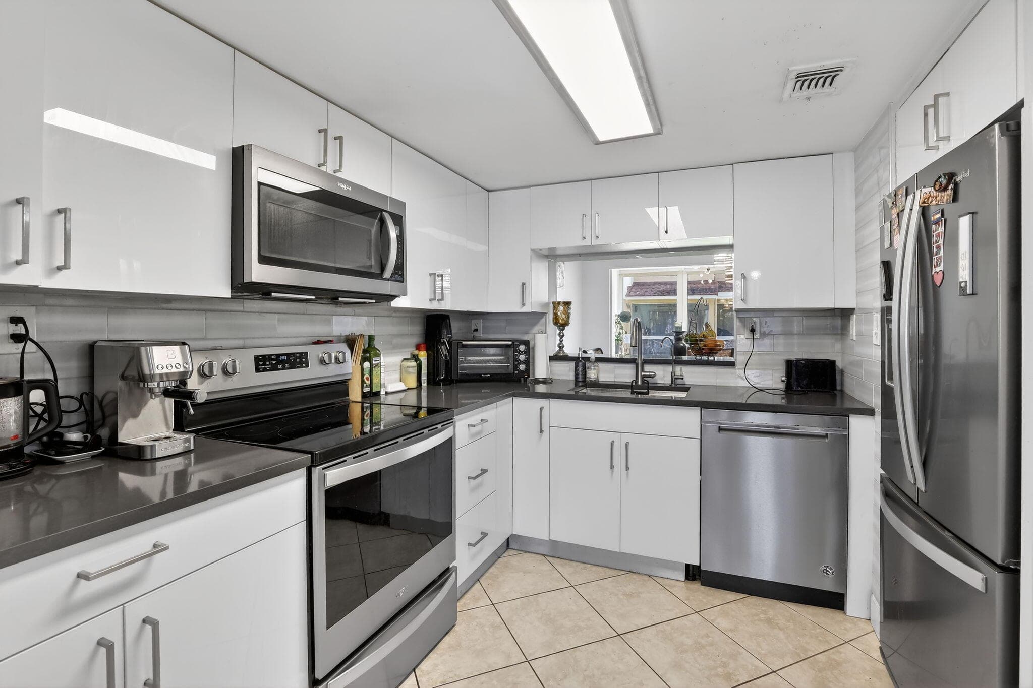 807 NW 91st Terrace NW 807, Plantation, FL 33324 — photo 16 of 58