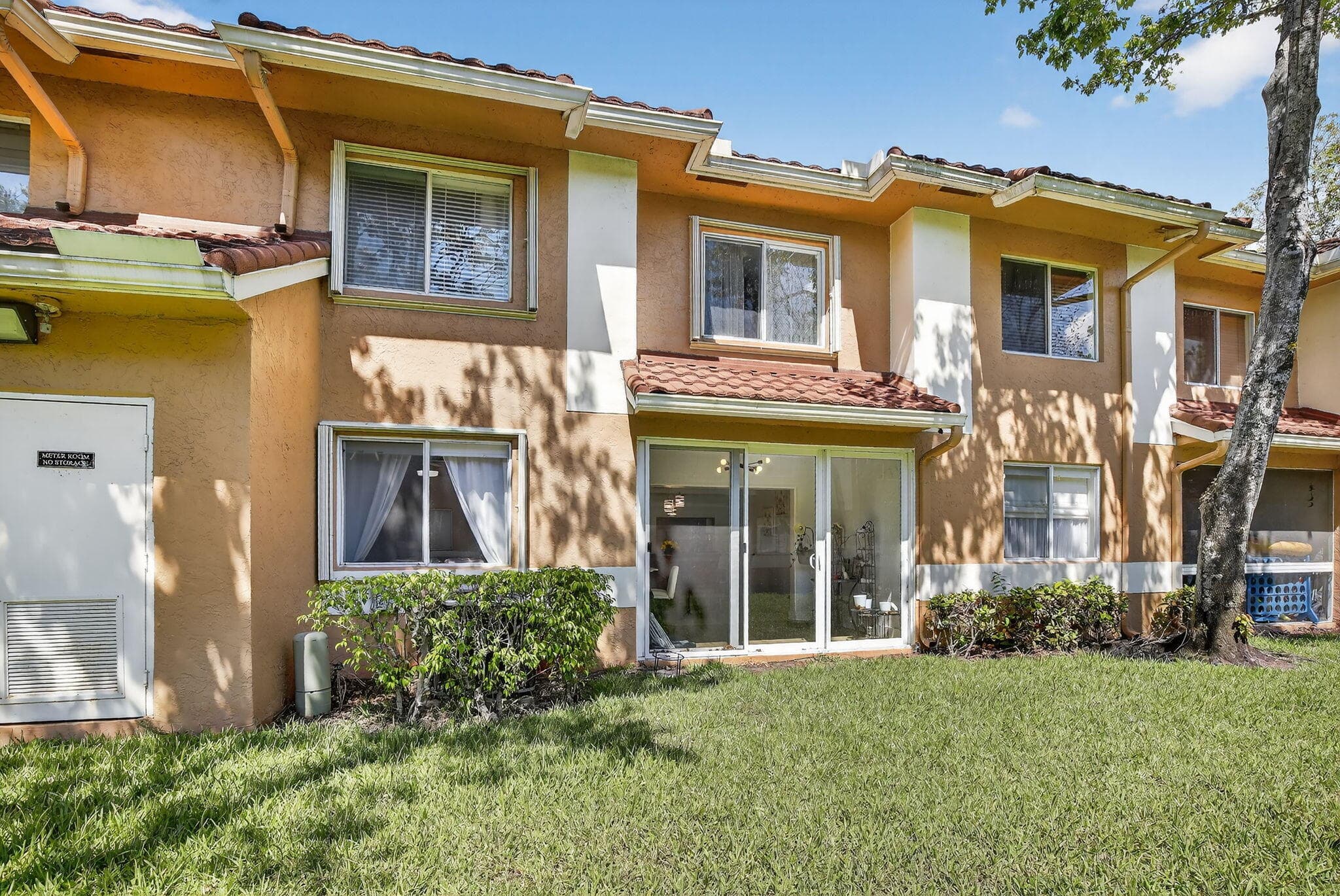 807 NW 91st Terrace NW 807, Plantation, FL 33324 — photo 35 of 58